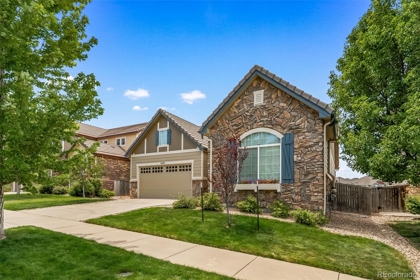 5691 S Catawba Way, Aurora, CO 80016 photo