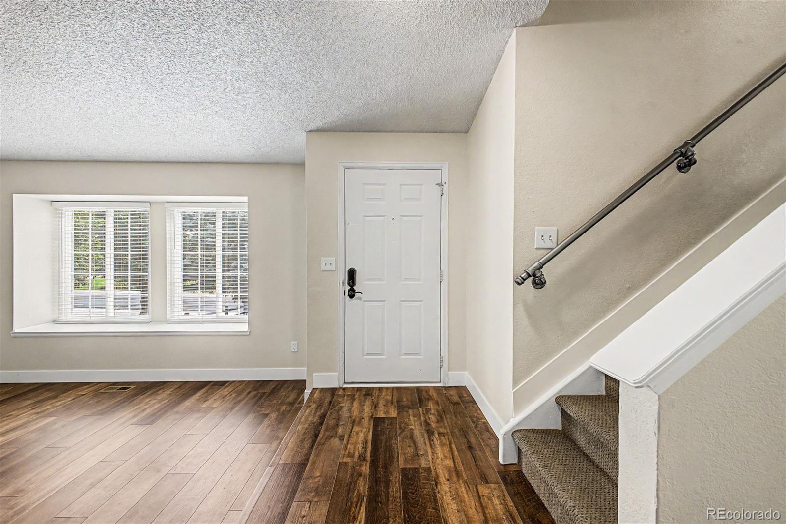 9261 Stargrass Cir, Littleton, CO 80126 photo