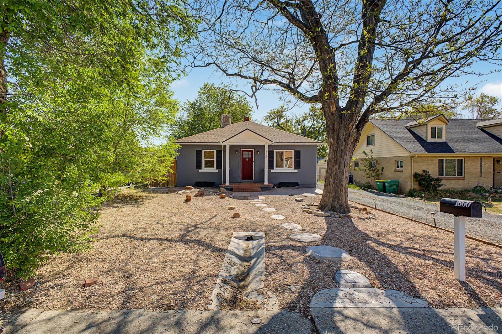 1660 Yarrow St, Lakewood, CO 80214 photo