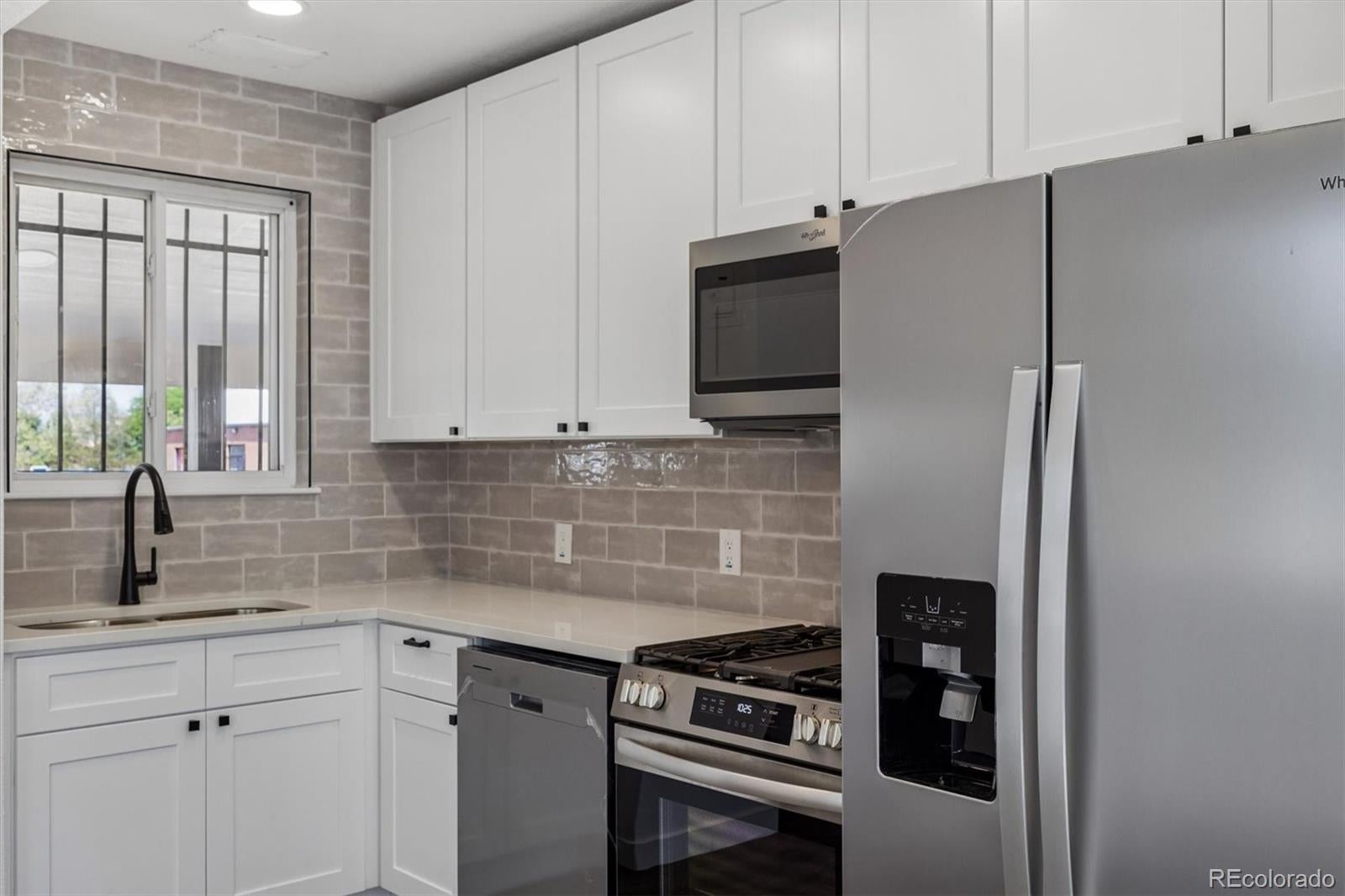 3227 Albion St, Denver, CO 80207 photo