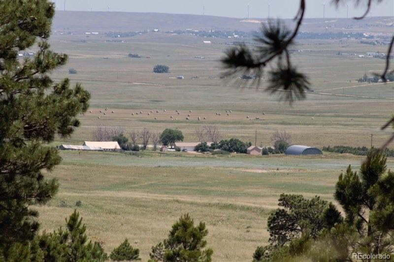 8 Mcclelland Rd, Calhan, CO 80808