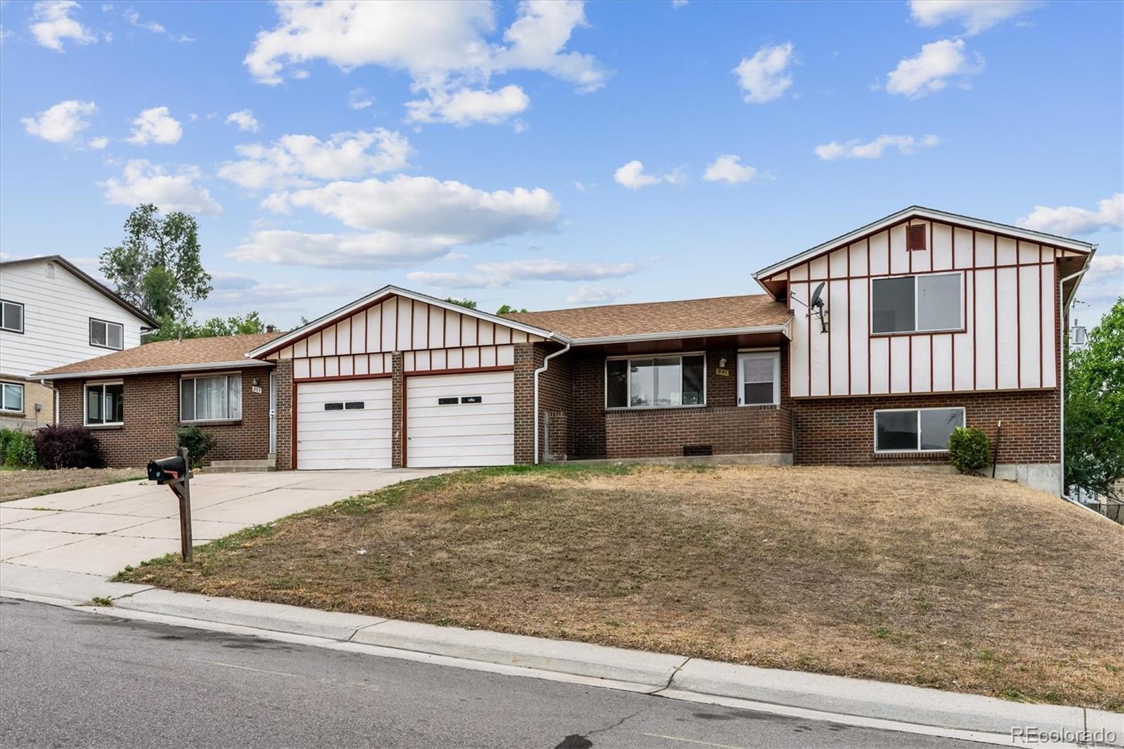 951 953 S Yarrow St, Lakewood, CO 80226 photo