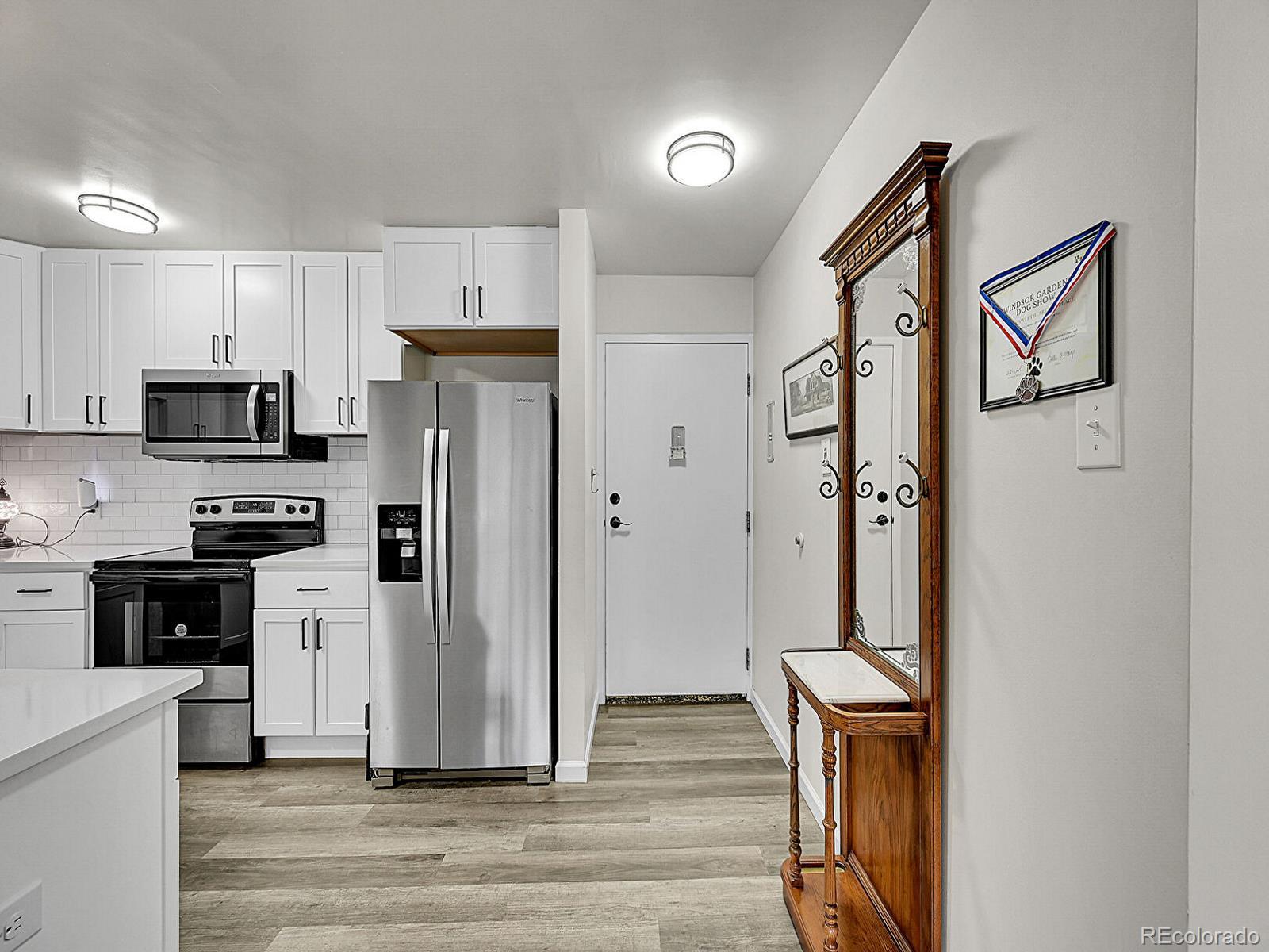 645 S Alton Way #4 C, Denver, CO 80247 photo