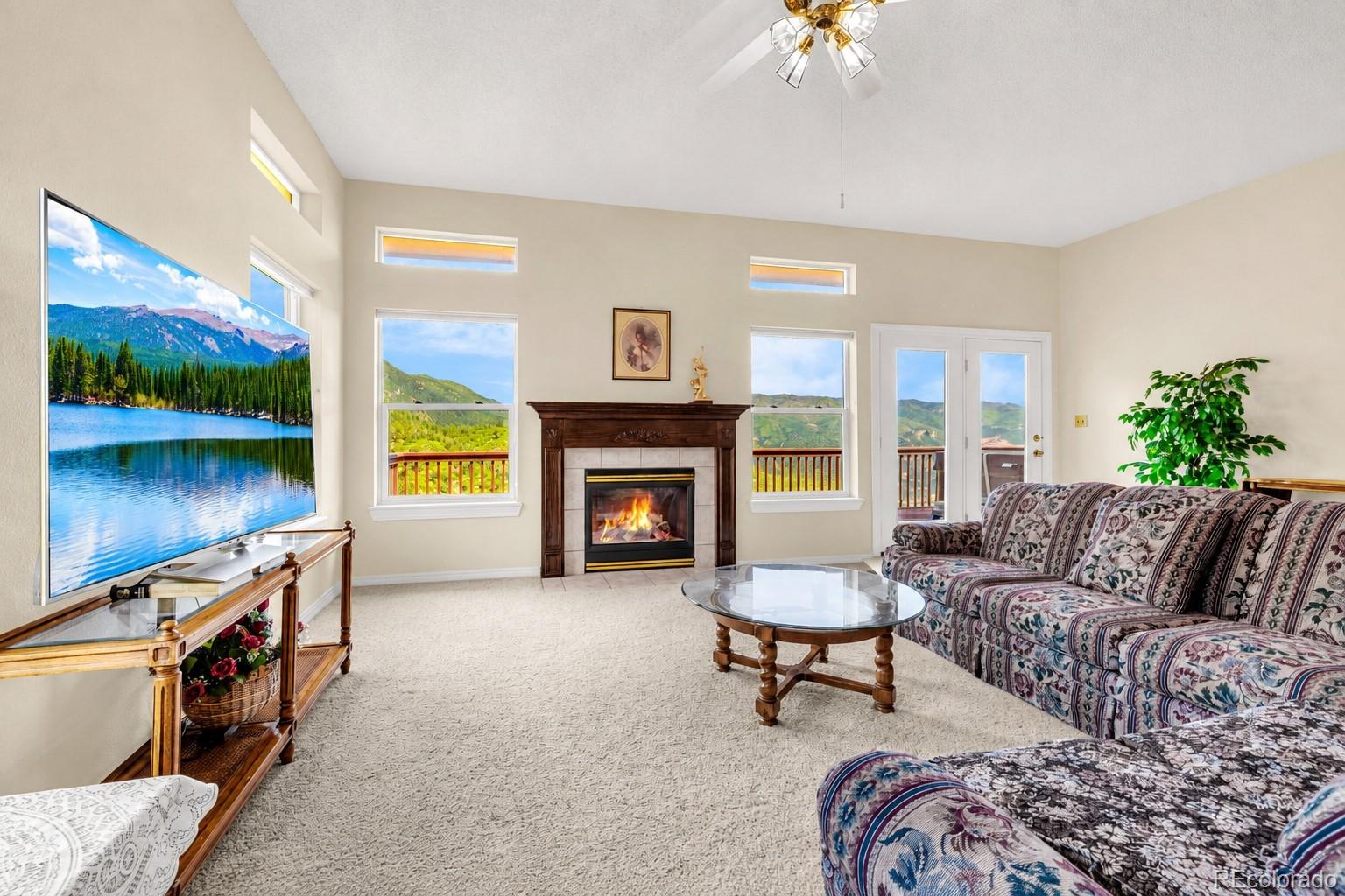 950 Sugar Loaf, Manitou Springs, CO 80829 photo