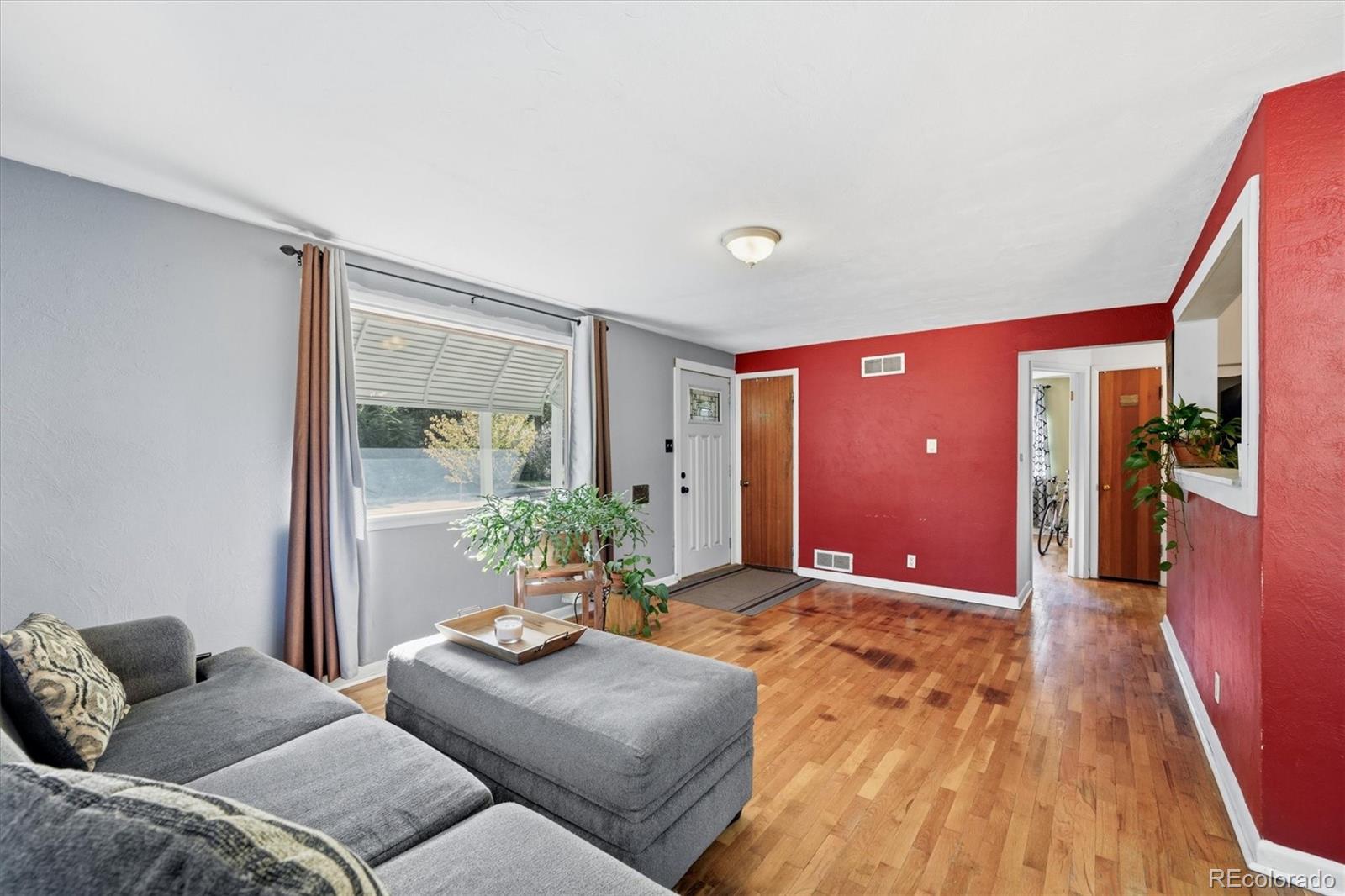 195 Perry St, Denver, CO 80219 photo
