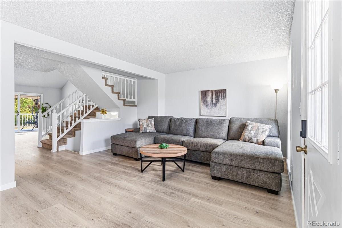 10149 Oak St, Broomfield, CO 80021 photo