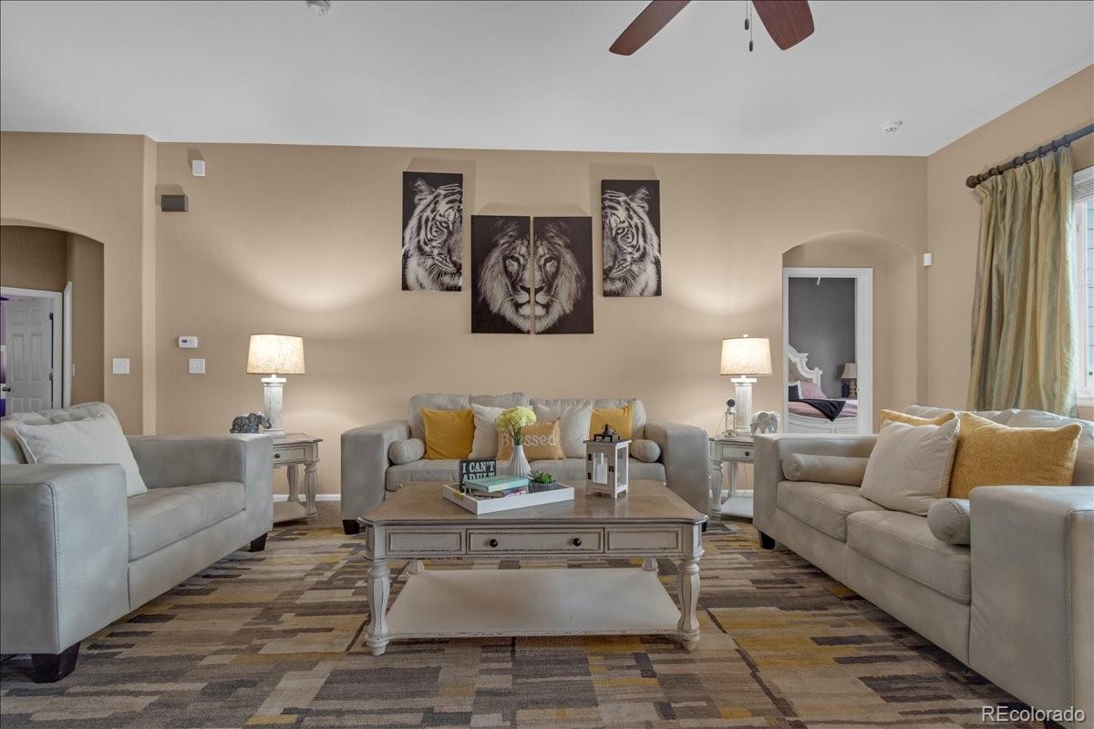 413 N De Gaulle Ct, Aurora, CO 80018 photo