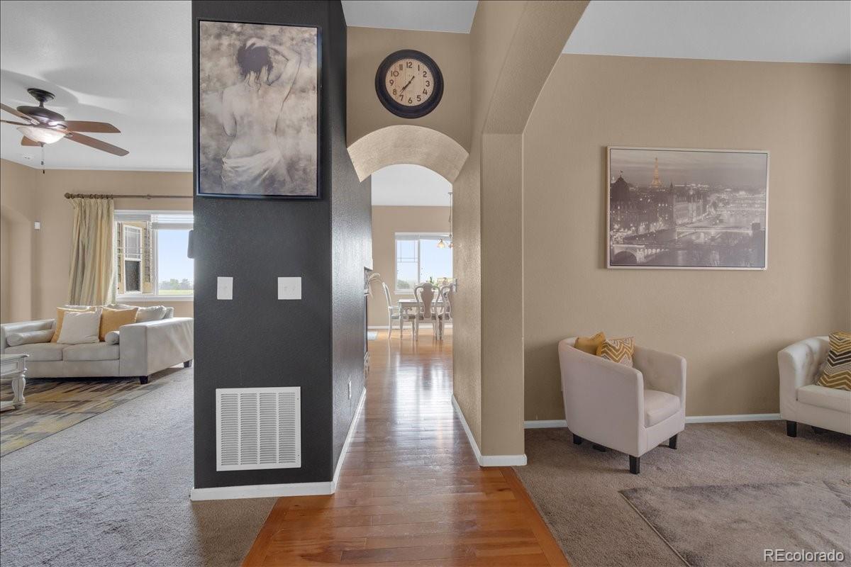 413 N De Gaulle Ct, Aurora, CO 80018 photo