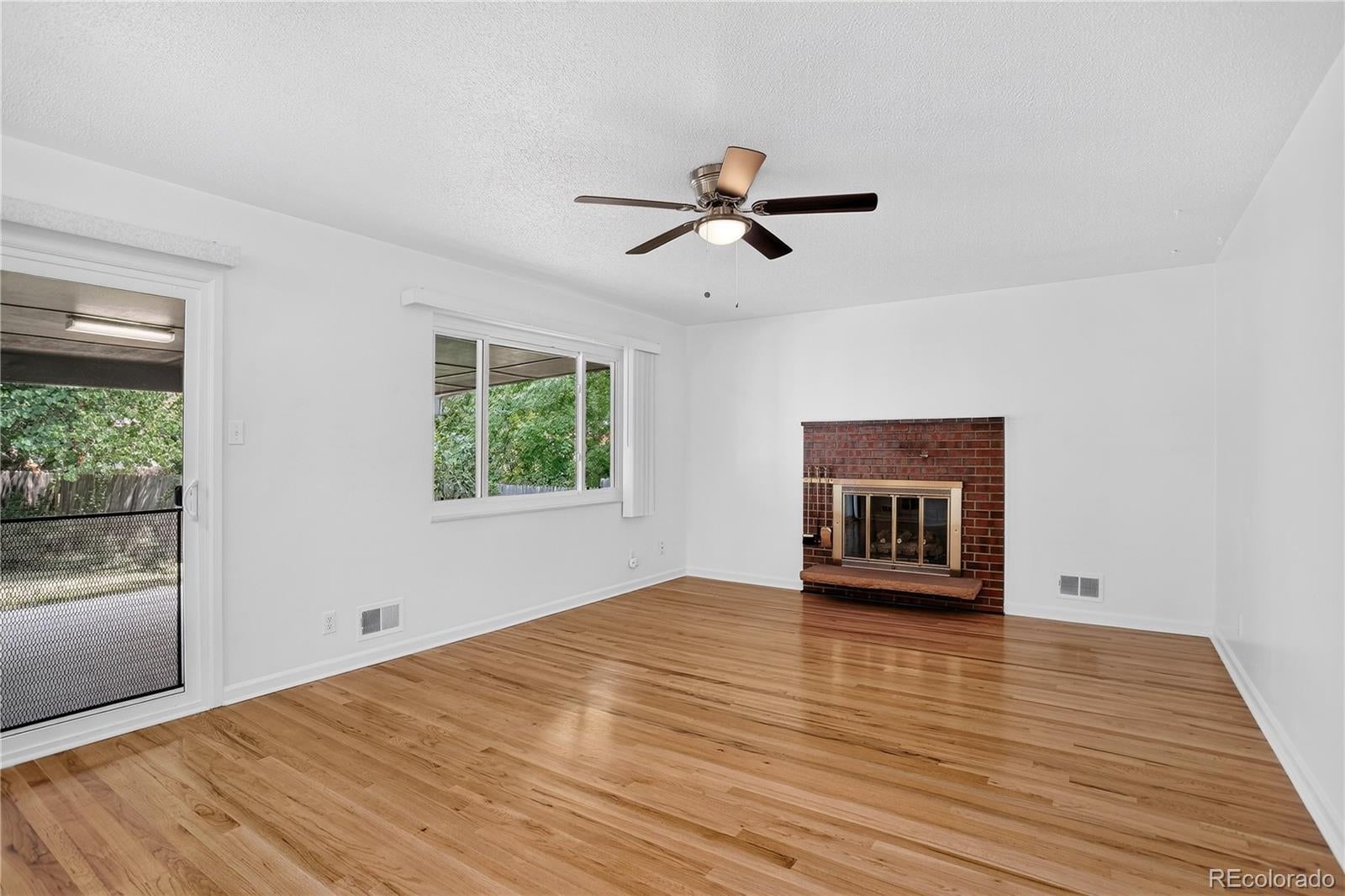 343 Melody Dr, Northglenn, CO 80260 photo