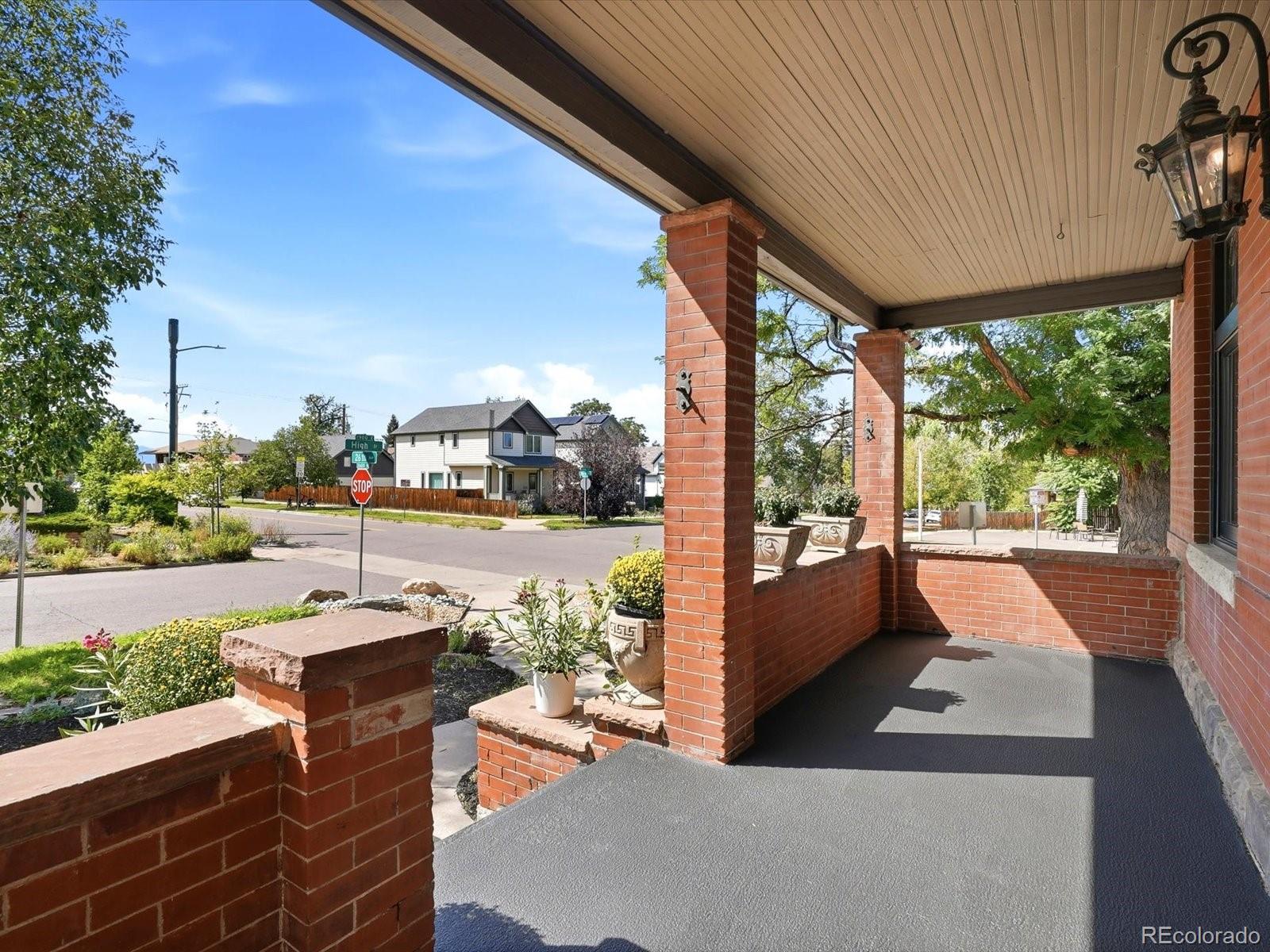 2556 N High St, Denver, CO 80205 photo