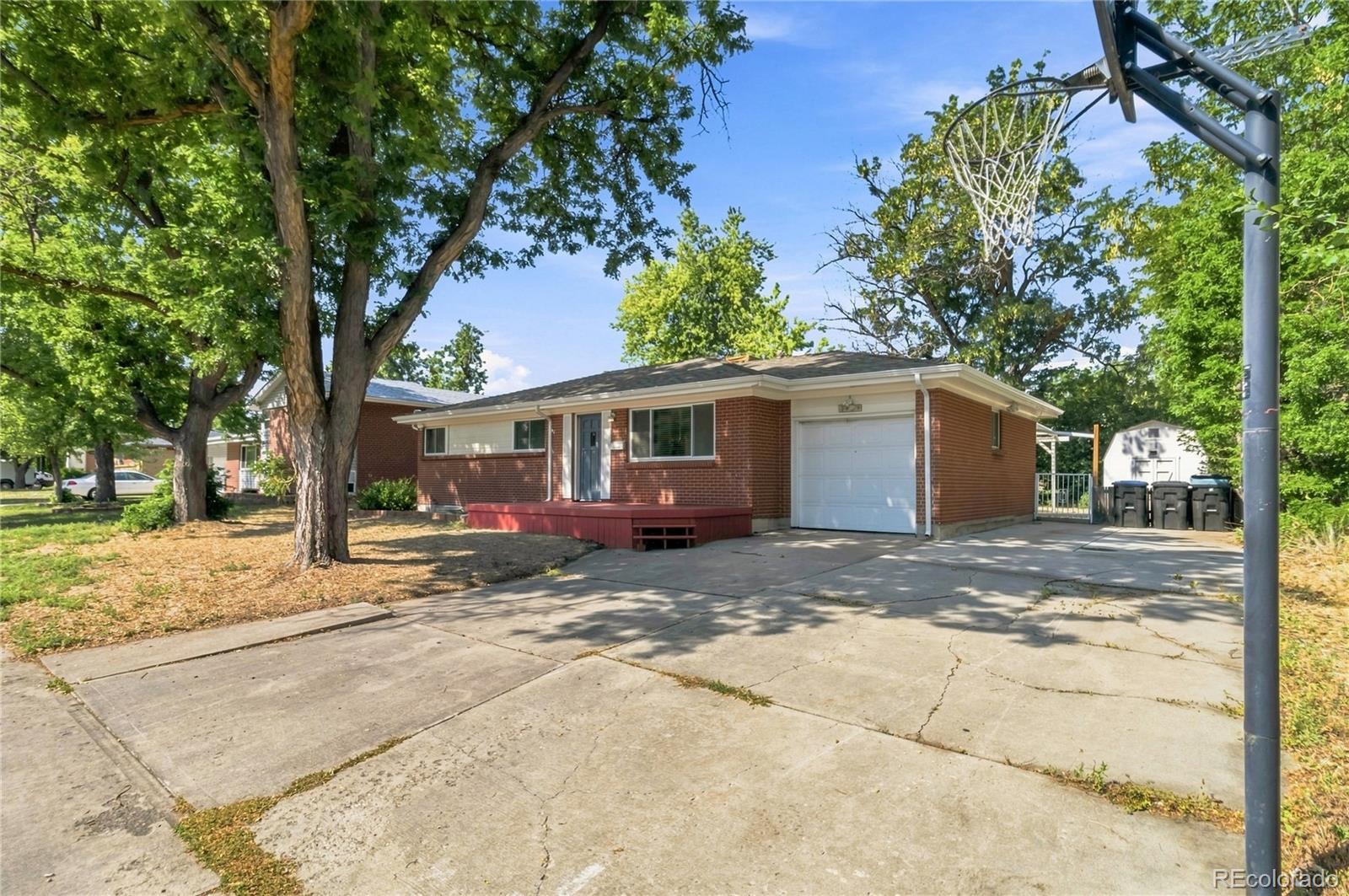 6085 Parfet St, Arvada, CO 80004 photo