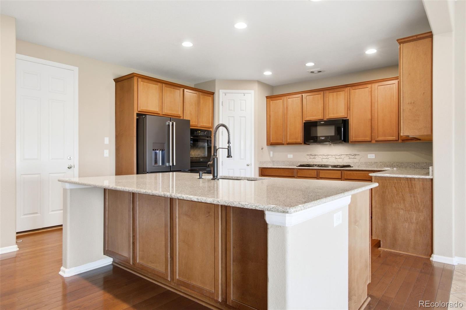 2739 Badlands Ct, Castle Rock, CO 80109 photo