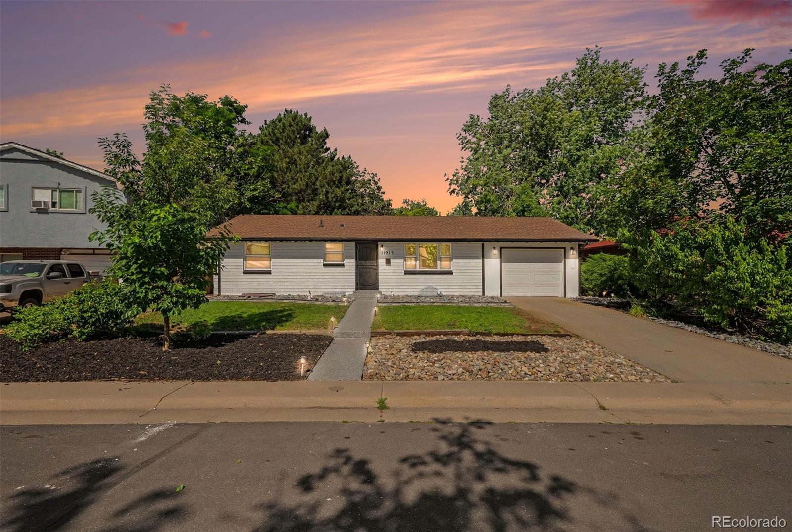 11915 Arizona Dr, Aurora, CO 80012