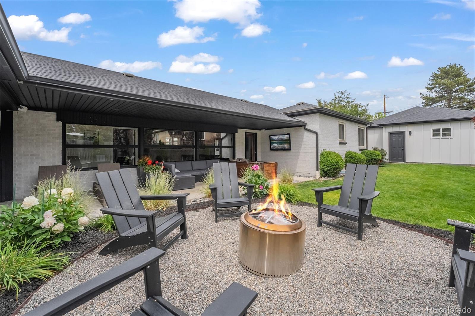 925 Teller St, Lakewood, CO 80214 photo
