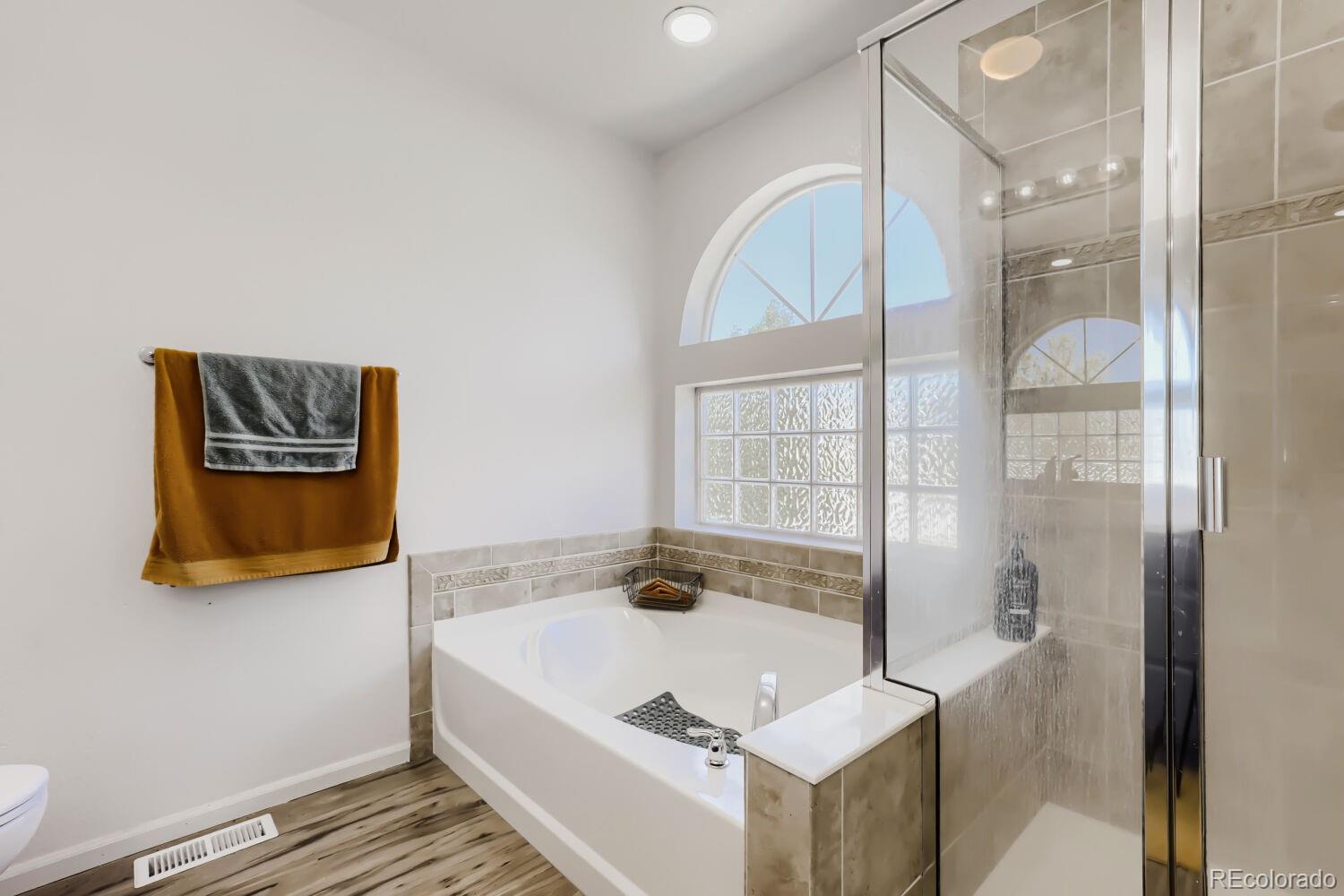 21497 E 53 Pl, Denver, CO 80249 photo