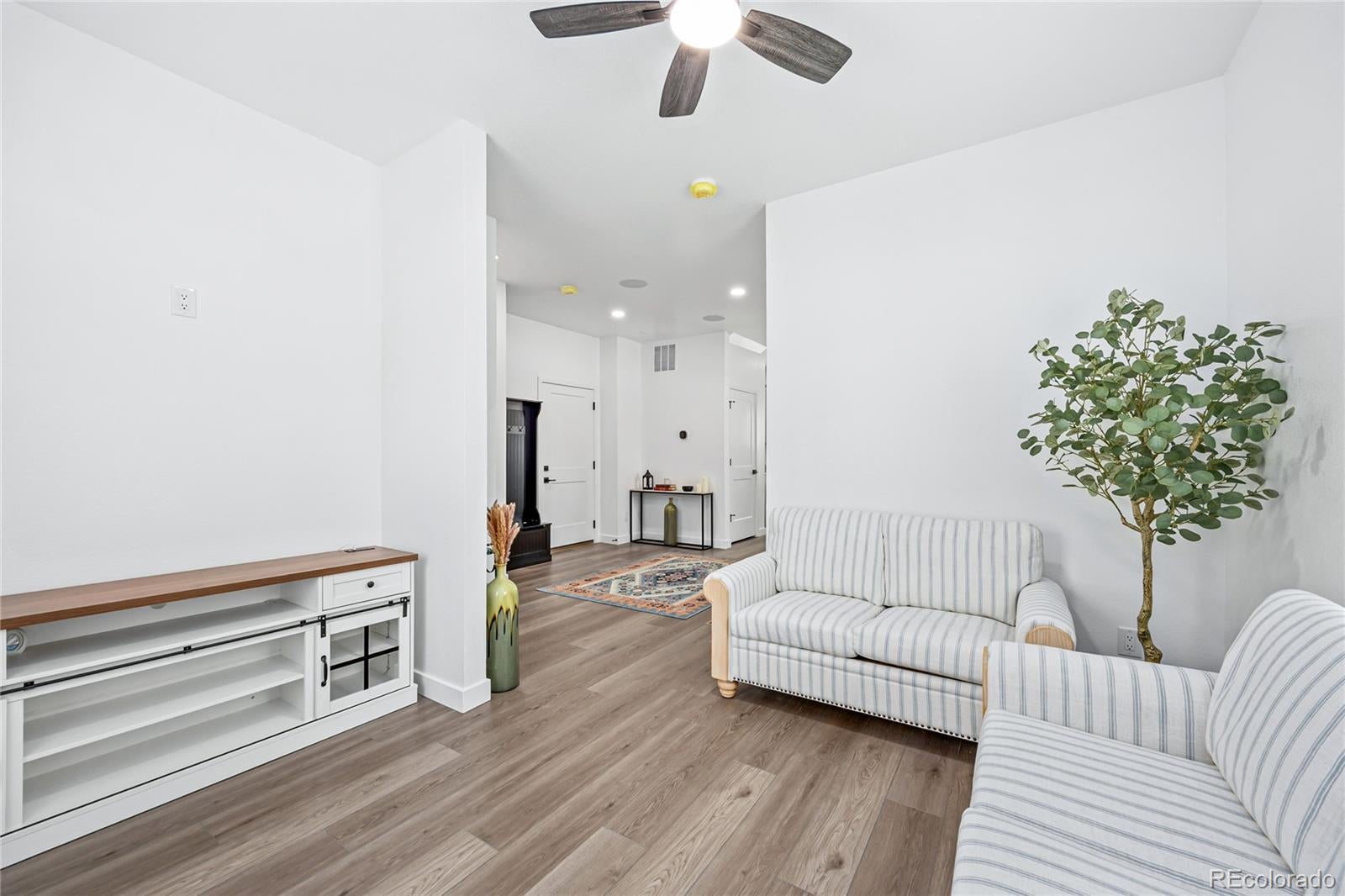 360 W Stanford Ave, Englewood, CO 80110 photo