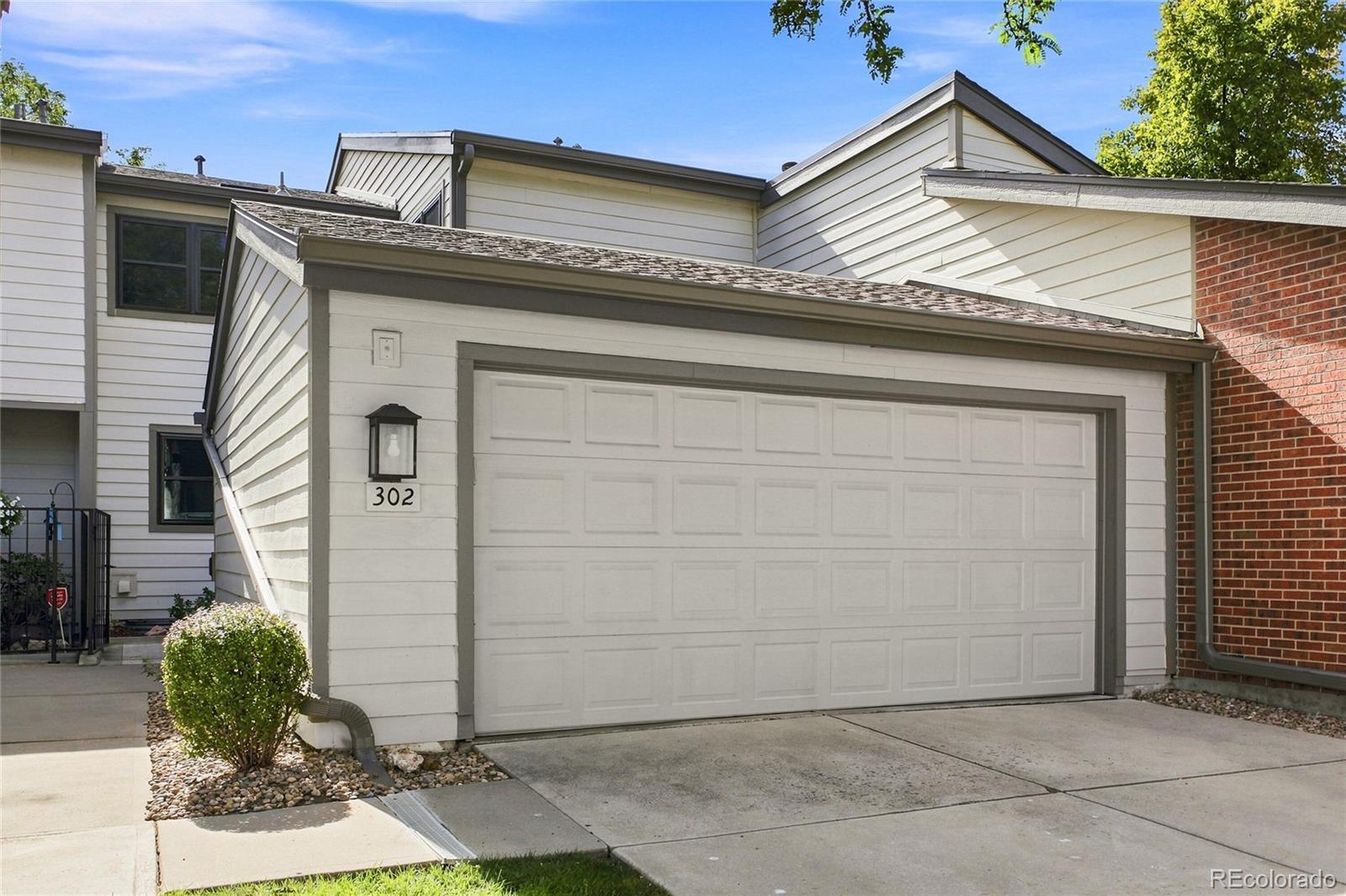 7925 W Layton Ave #302, Denver, CO 80123 photo
