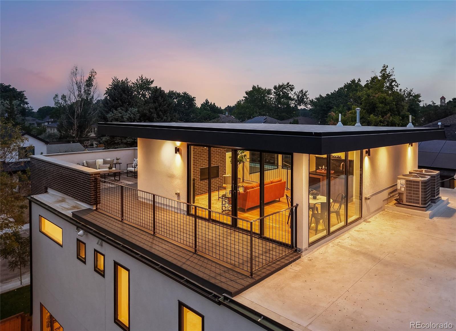 1680 S Madison St, Denver, CO 80210 photo