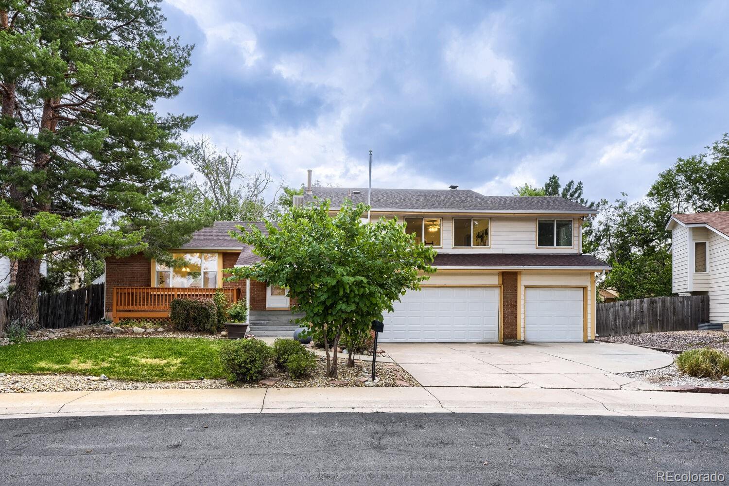 554 S Kittredge Way, Aurora, CO 80017 photo