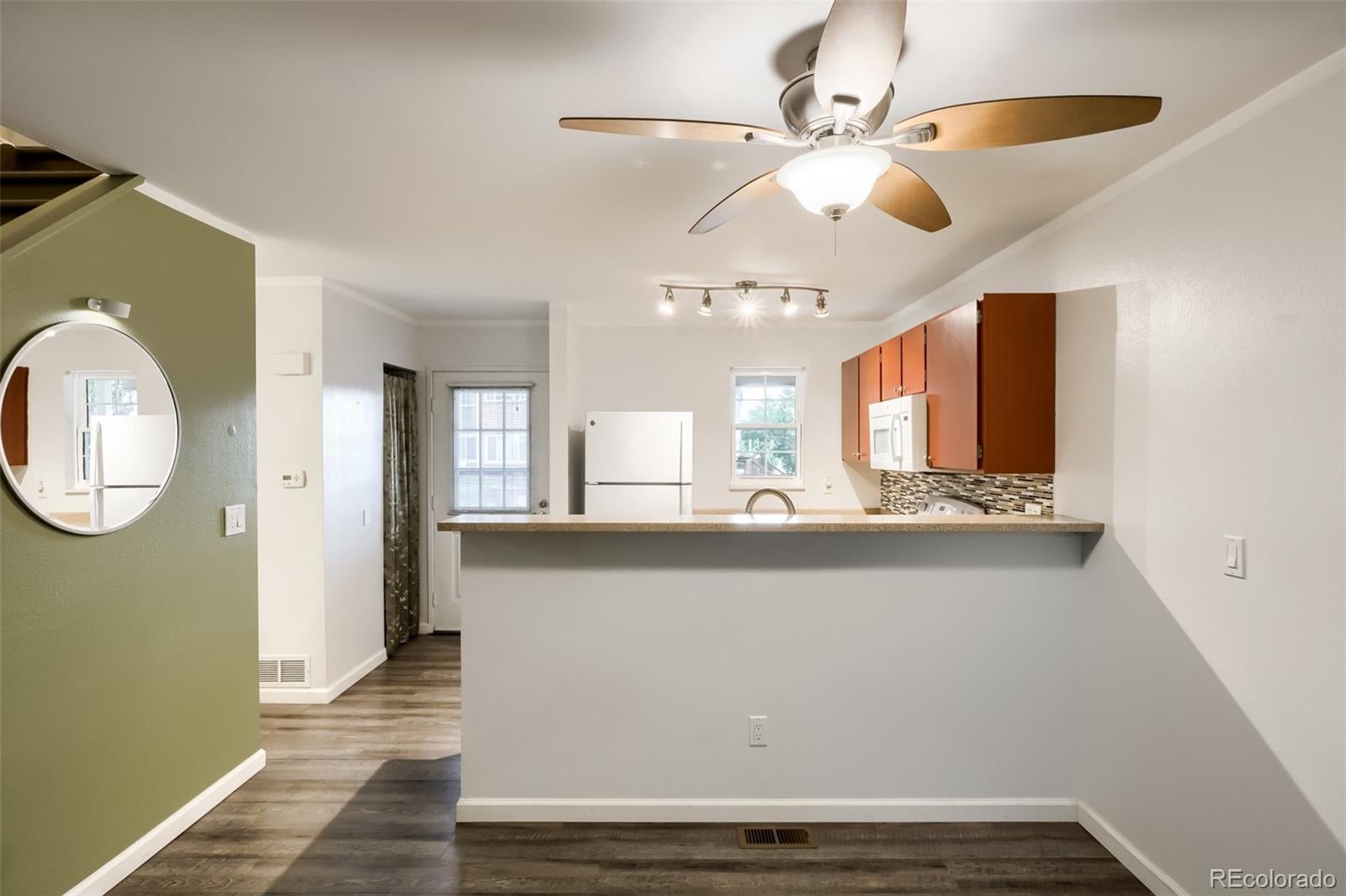 2295 S Pitkin Way #F, Aurora, CO 80013 photo