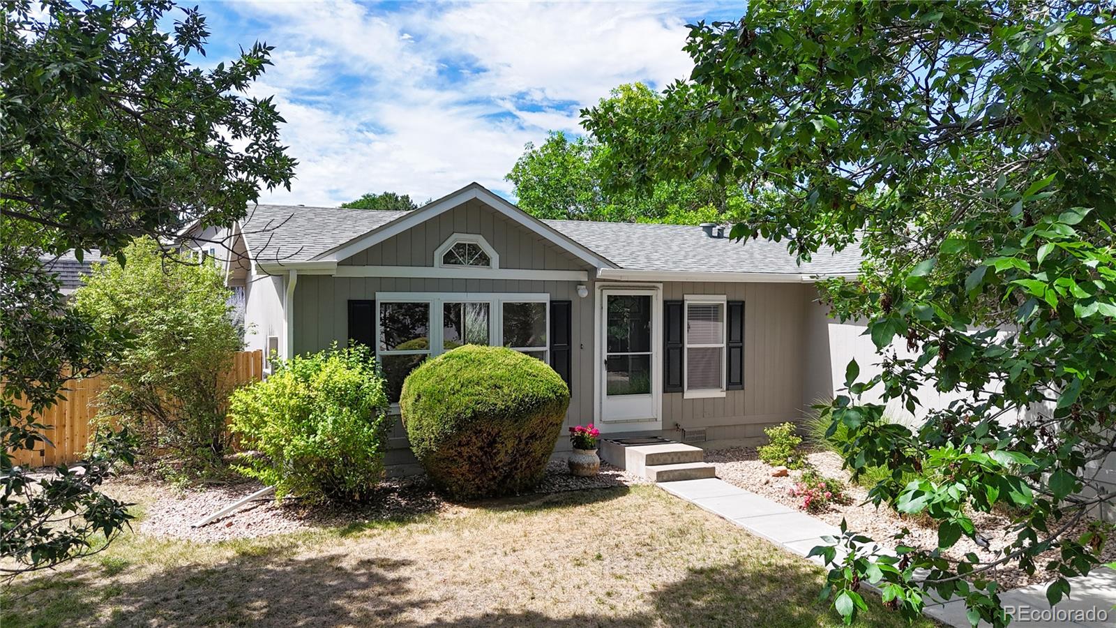 5741 S Quemoy Cir, Centennial, CO 80015 photo
