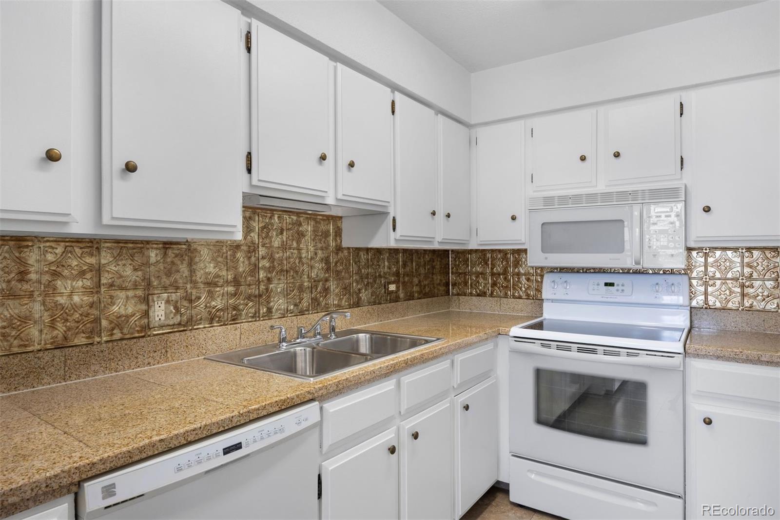7110 S Gaylord St #M 9, Centennial, CO 80122 photo