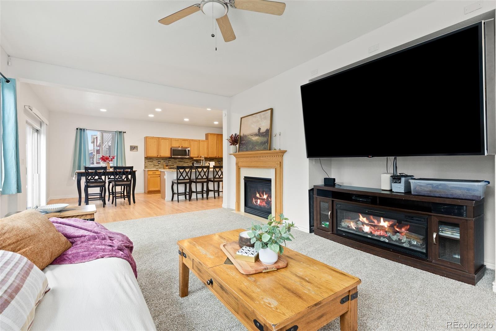 12205 Helena St, Commerce City, CO 80603 photo