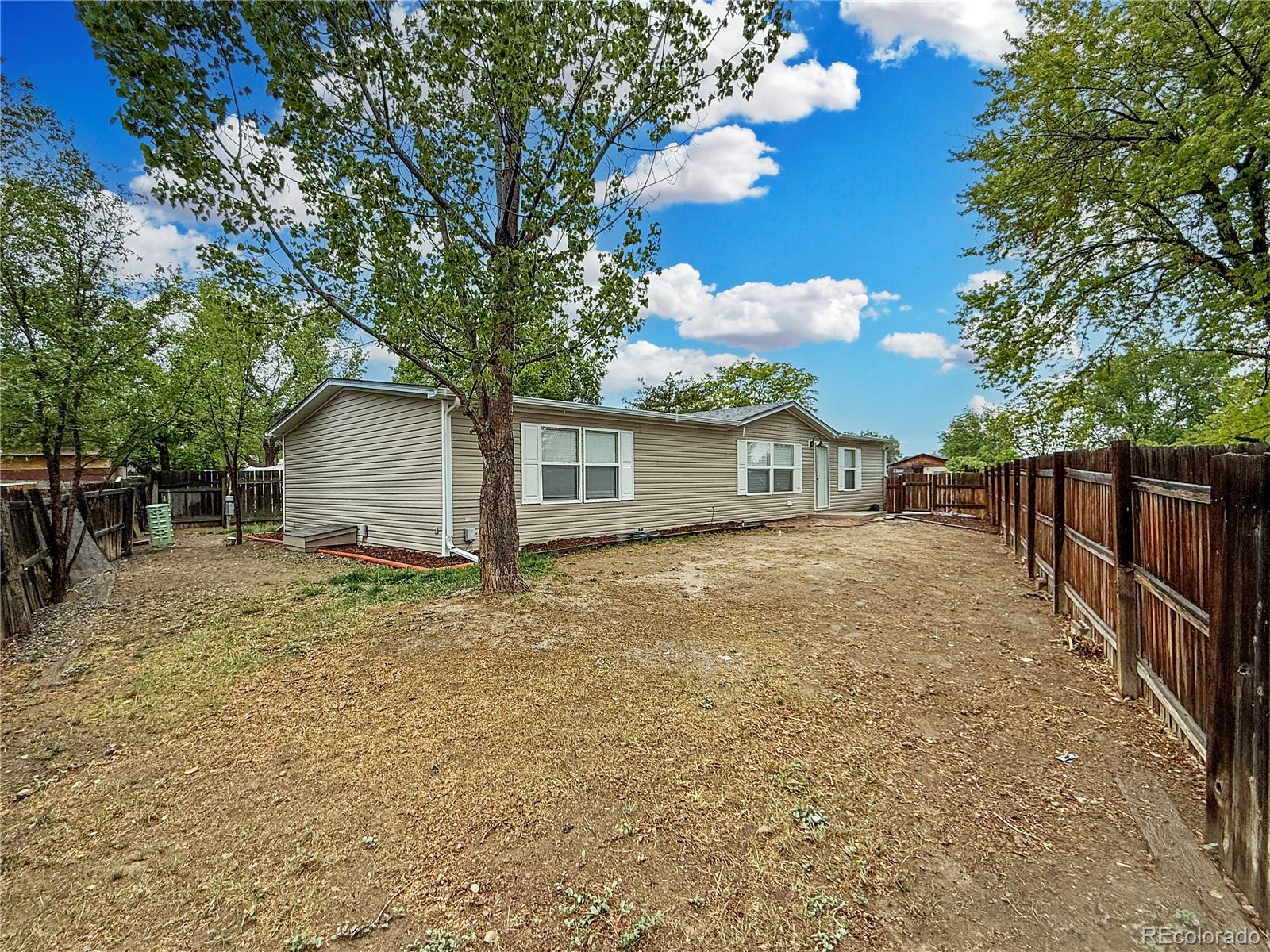 320 Glen Ayre St, Dacono, CO 80514 photo