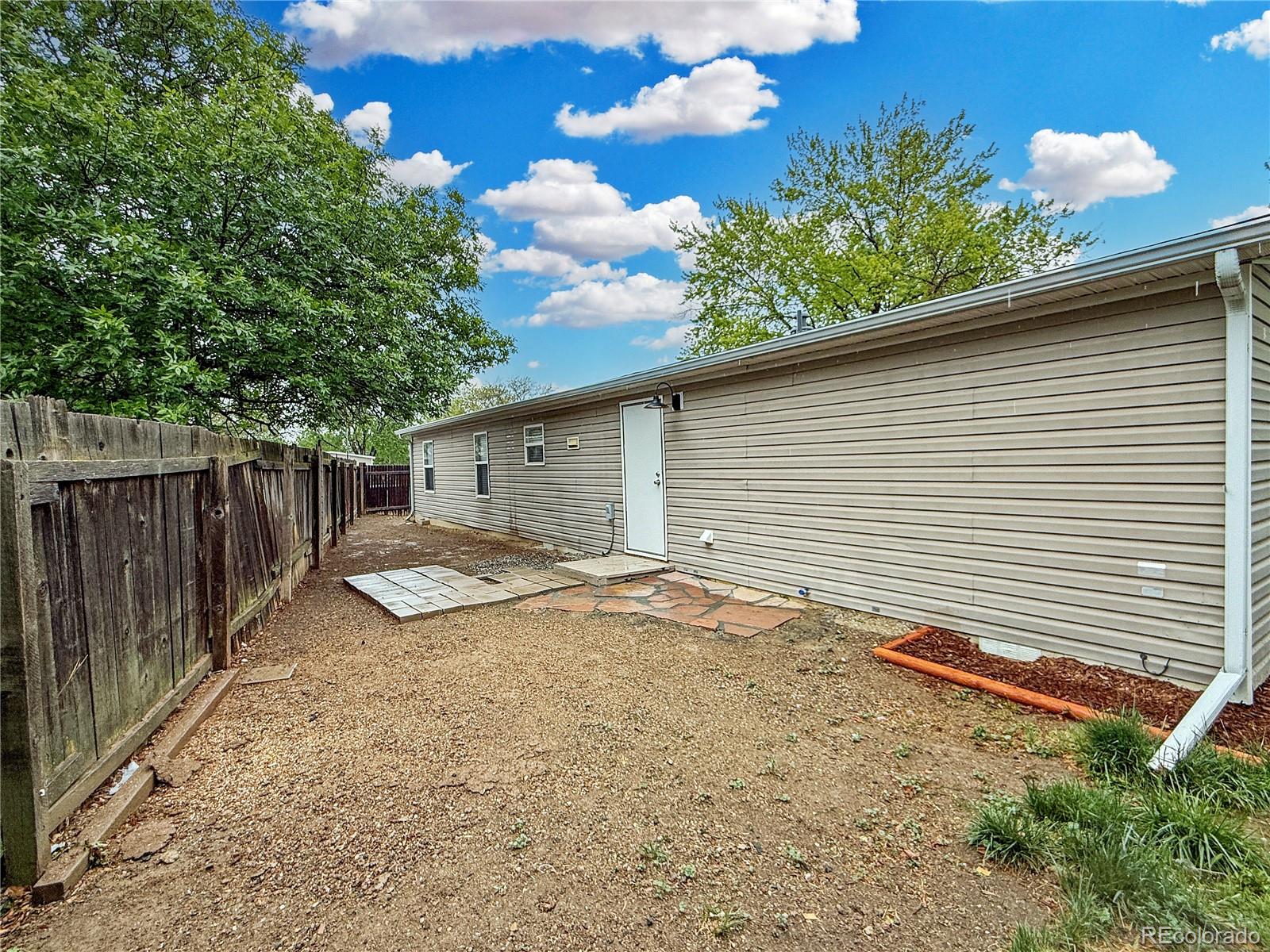 320 Glen Ayre St, Dacono, CO 80514 photo