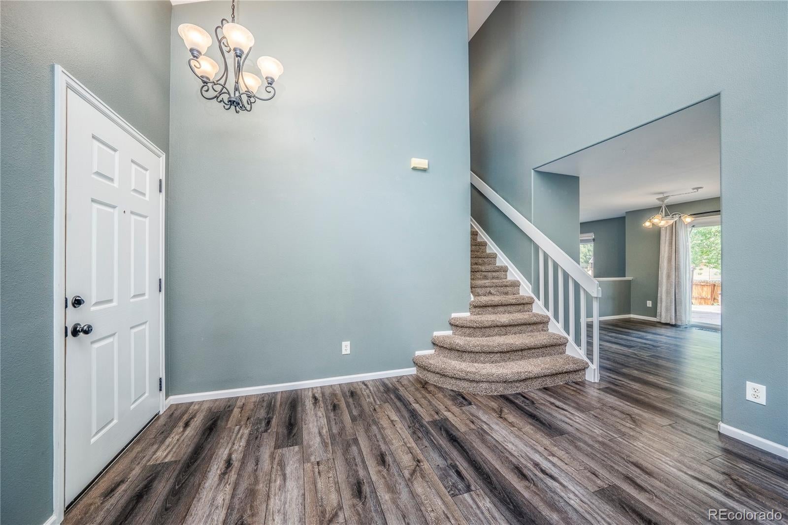 5519 S Versailles St, Aurora, CO 80015 photo