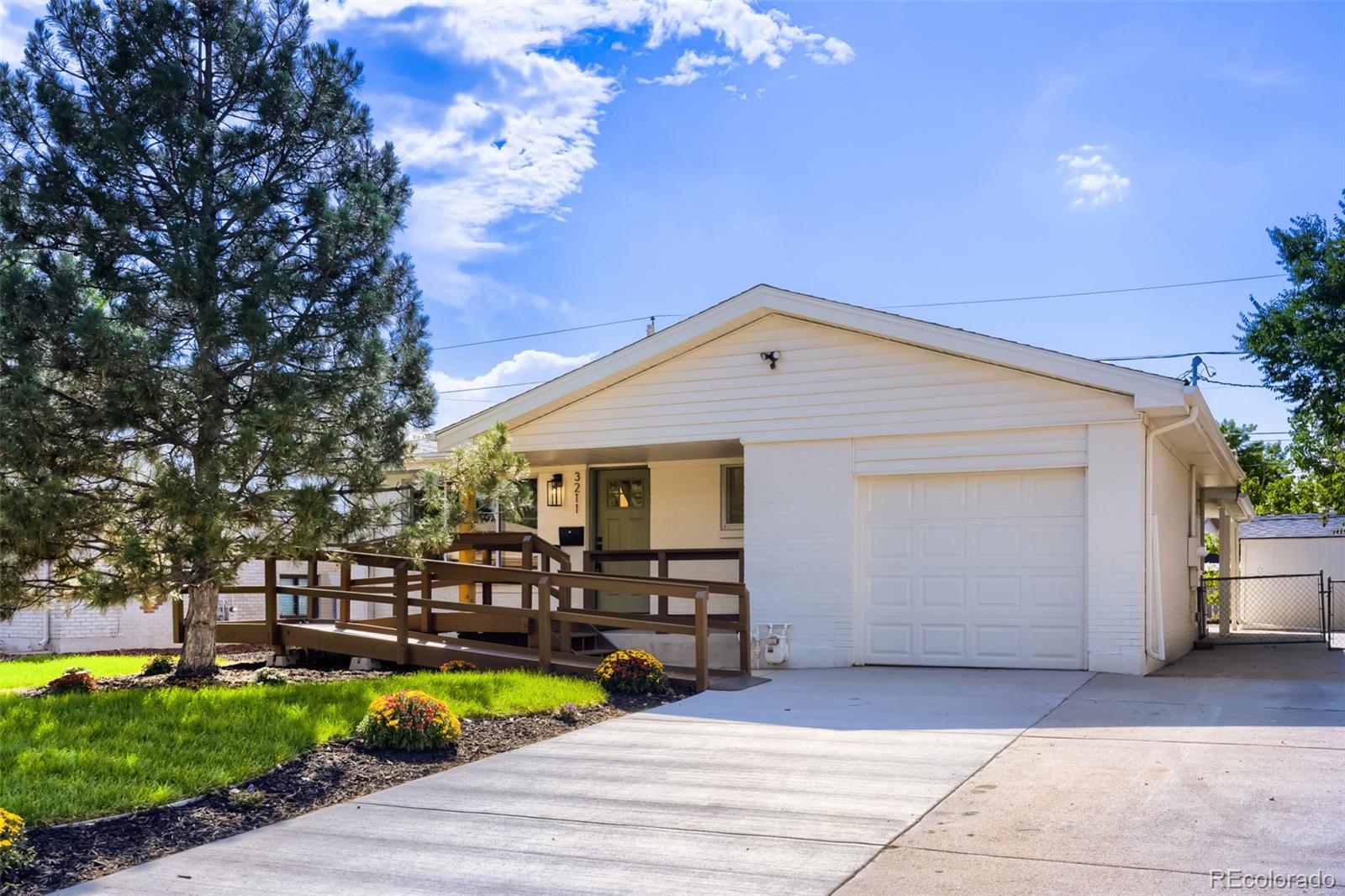 3211 Billings St, Aurora, CO 80011 photo