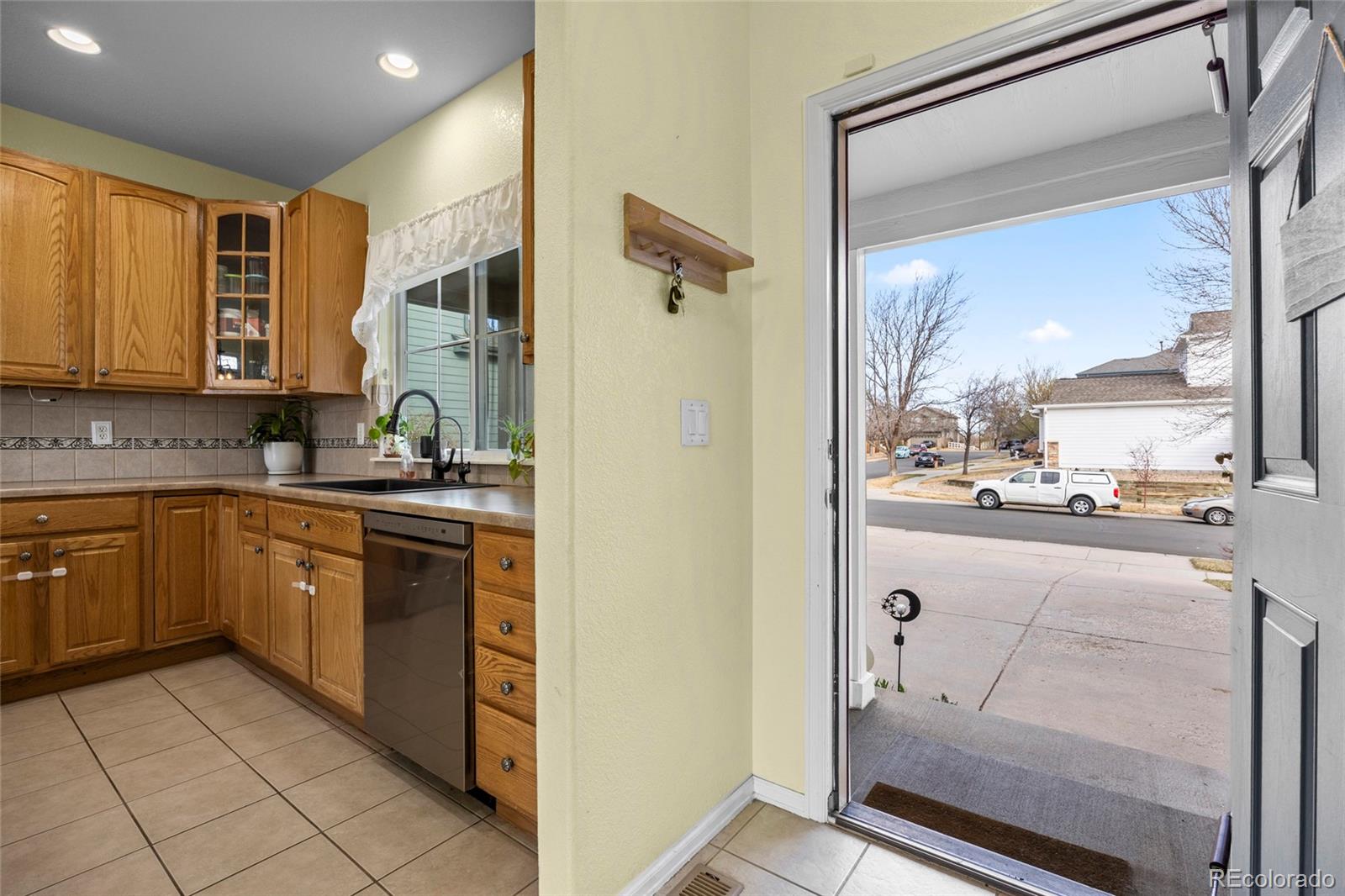 4324 Tumbleweed Dr, Brighton, CO 80601 photo