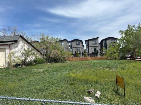 Single Family Residence in Arvada CO 5375 W 60th Avenue.jpg