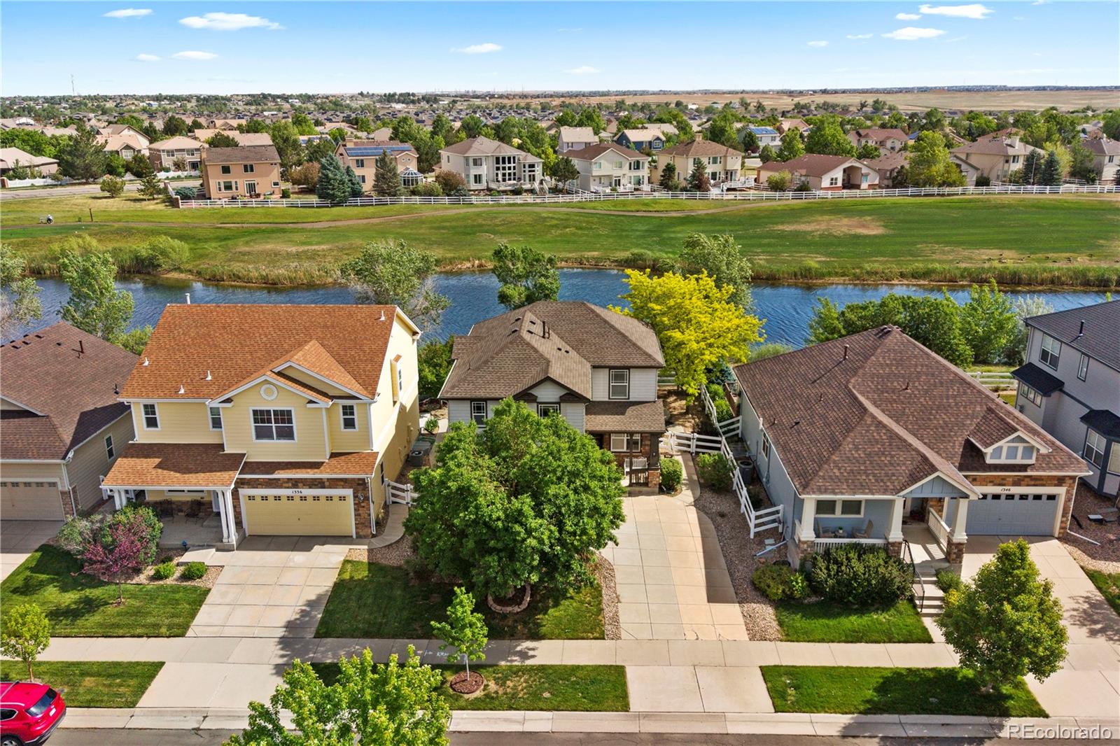 1340 S Duquesne Cir, Aurora, CO 80018 photo