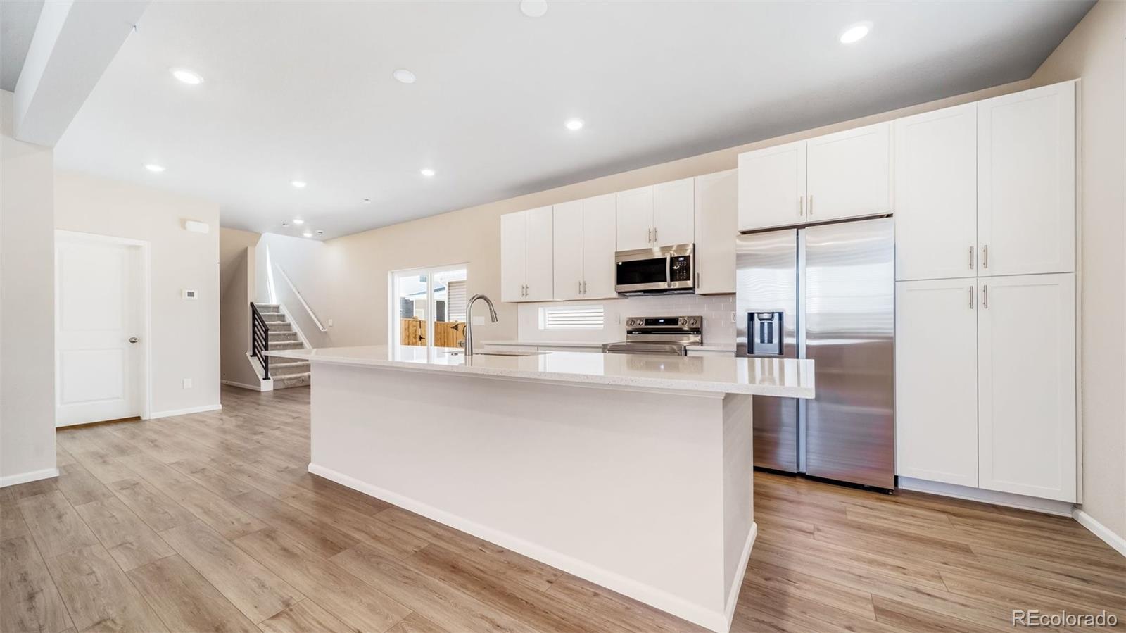10152 Salem Ct, Commerce City, CO 80022 photo