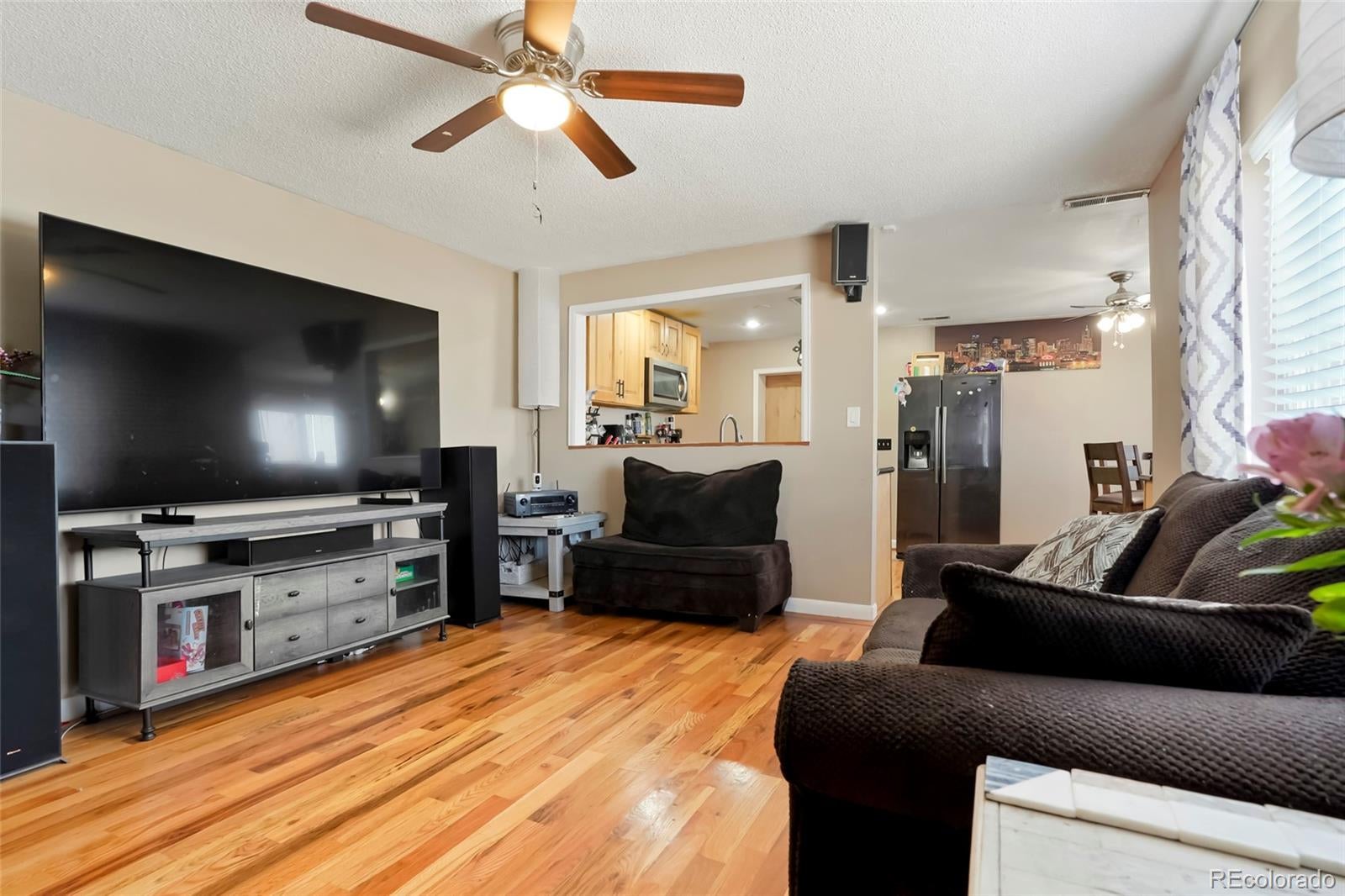 9330 Lilly Ct, Thornton, CO 80229 photo