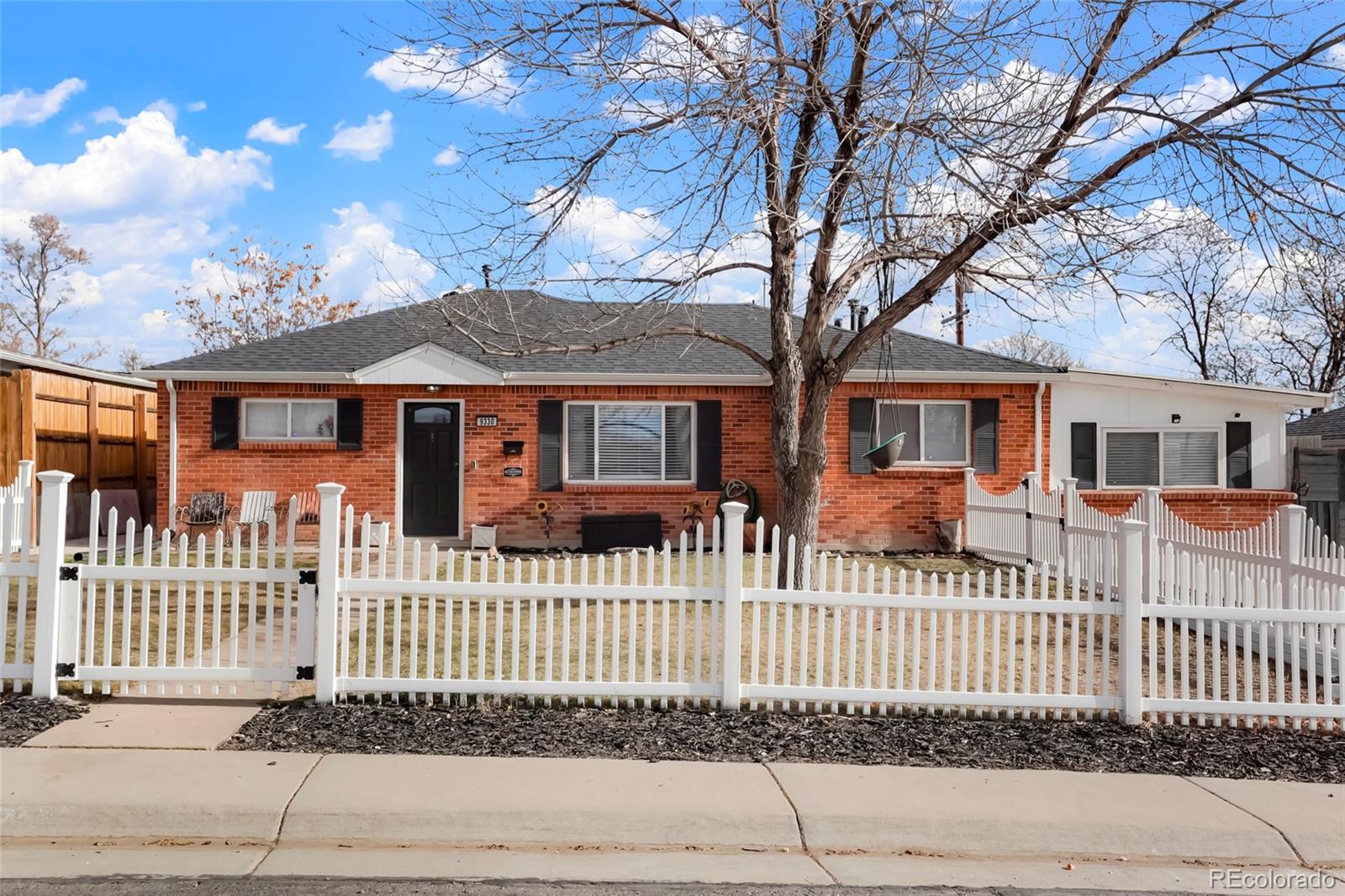9330 Lilly Ct, Thornton, CO 80229 photo