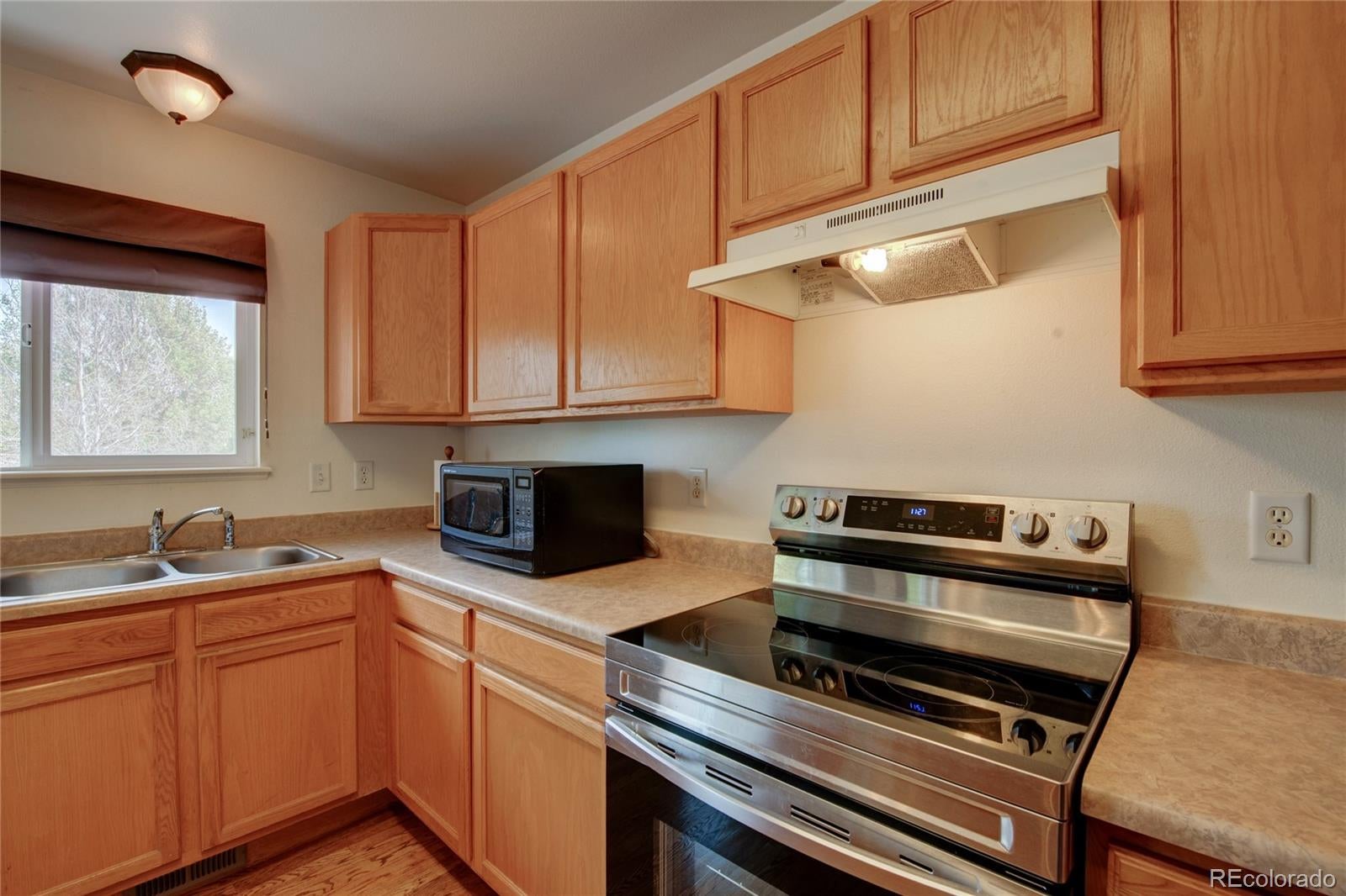 4958 Hawk Meadow Dr, Colorado Springs, CO 80916 photo