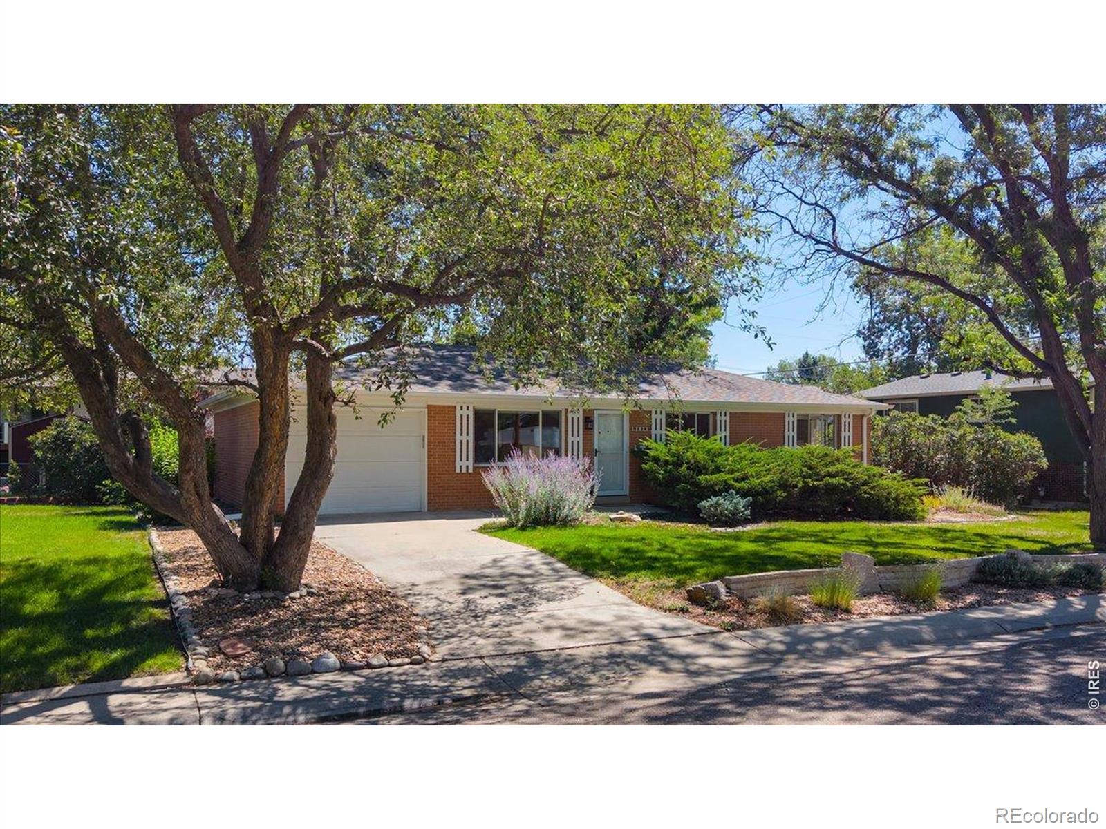 896 Birch St, Broomfield, CO 80020 photo