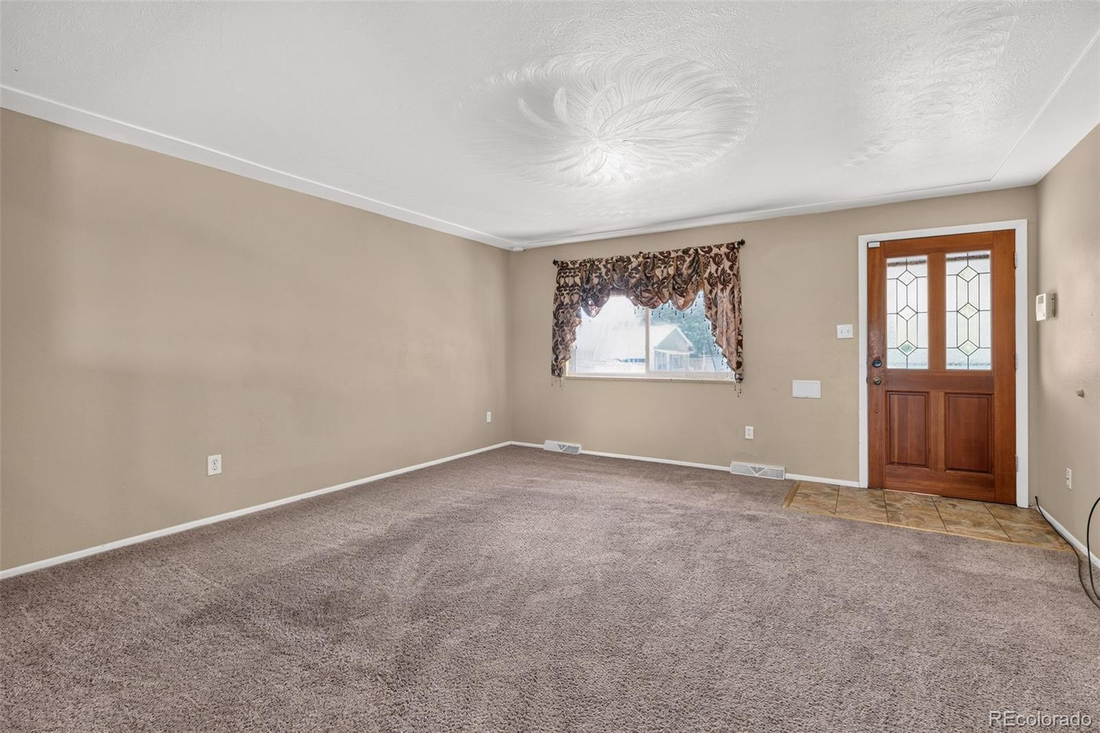 5370 Nolan St, Arvada, CO 80002 photo