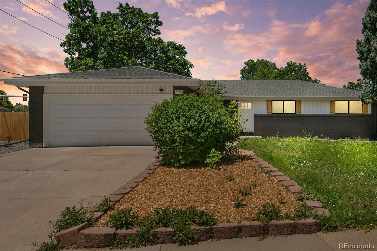 6695 S Ogden St, Centennial, CO 80121 photo