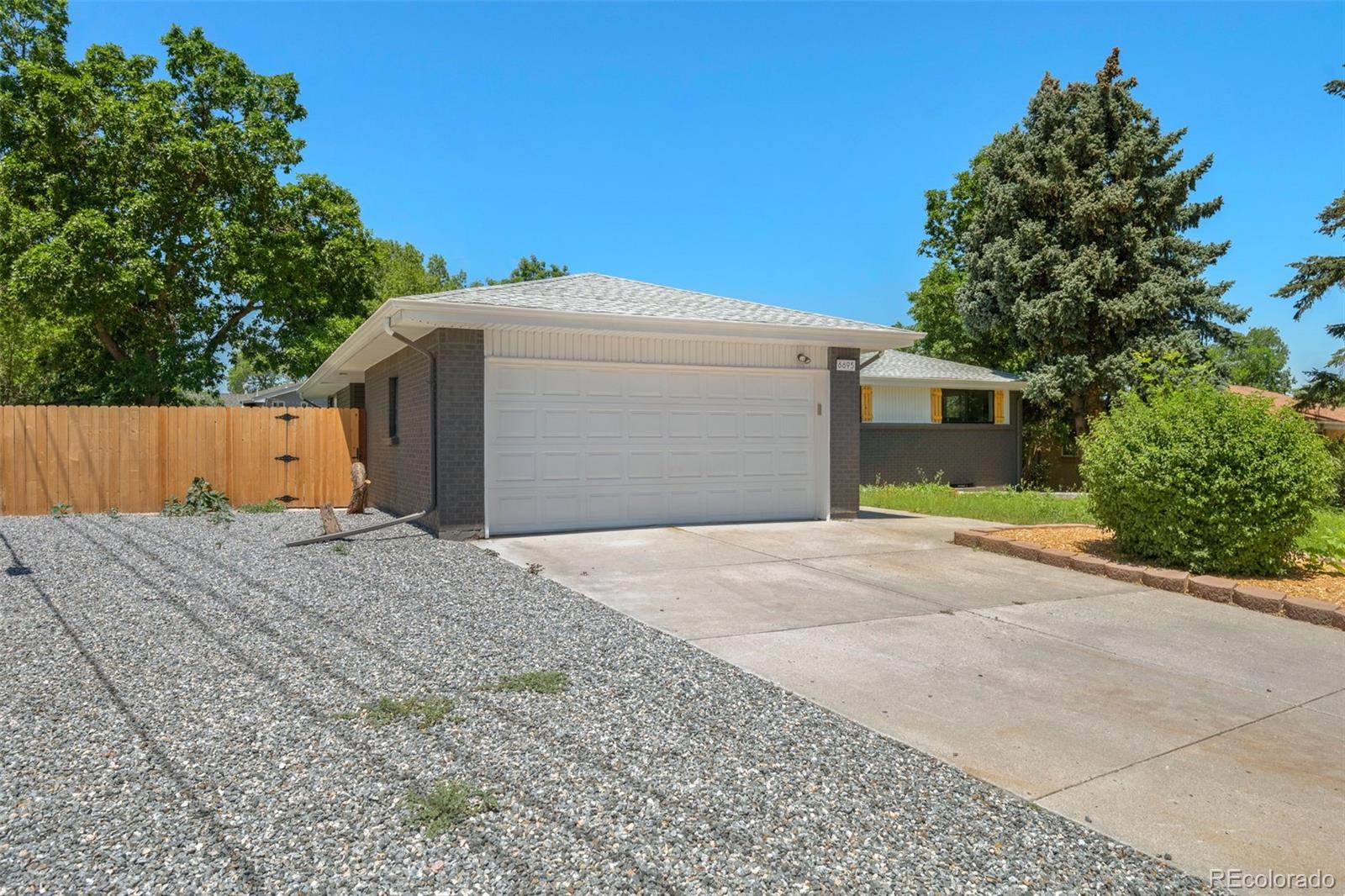6695 S Ogden St, Centennial, CO 80121 photo