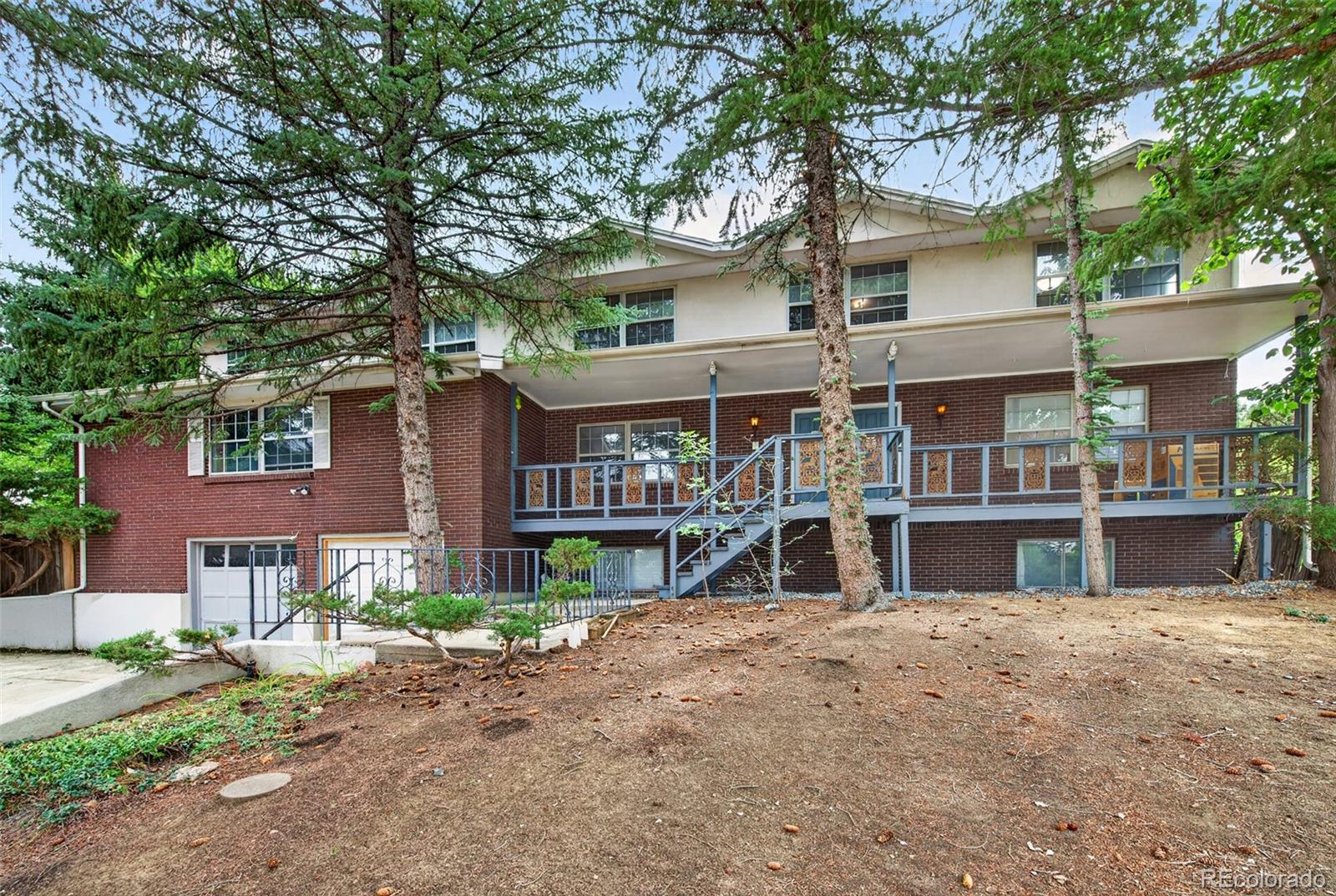 6048 Locust Cir, Centennial, CO 80111