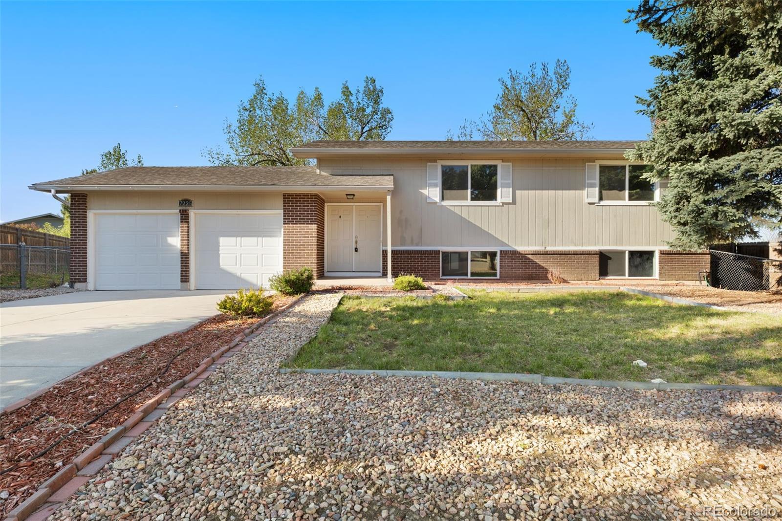 7225 Millbrook Ct, Fountain, CO 80817 photo