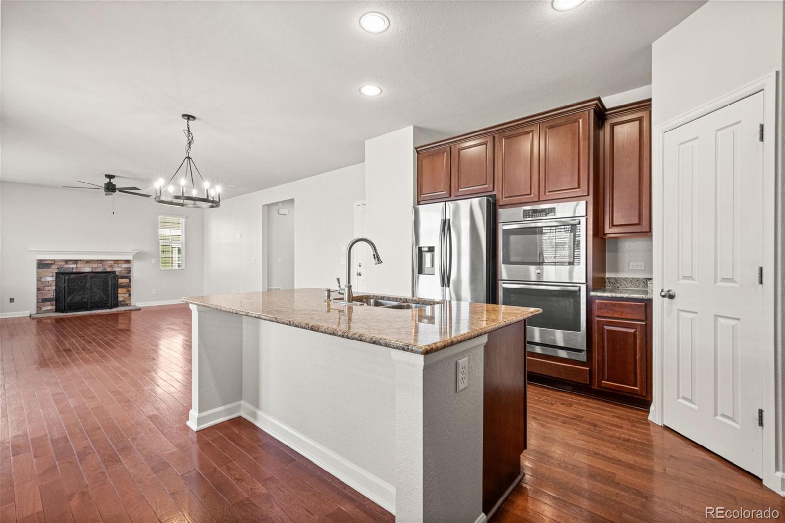1375 Morningview Ln, Castle Rock, CO 80109 photo