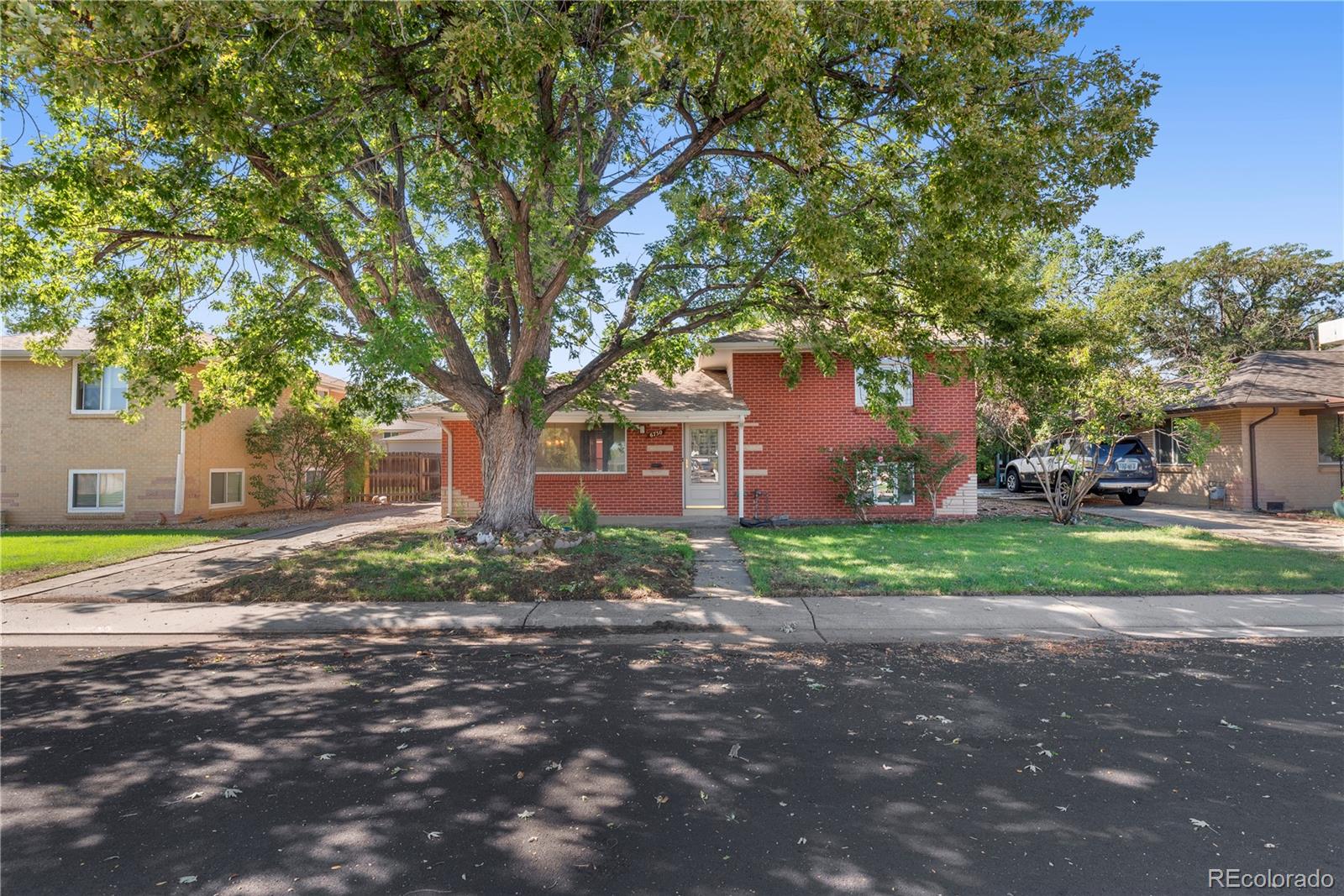 6750 W 54 Pl, Arvada, CO 80002 photo