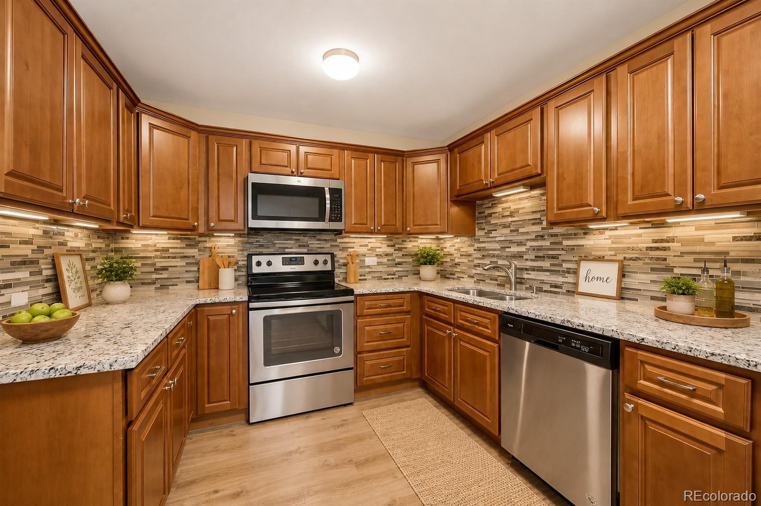 720 S Clinton St #7 C, Denver, CO 80247 photo