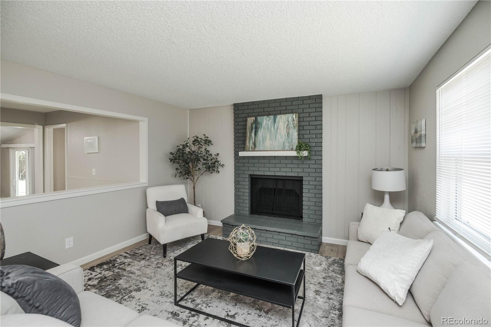 5553 Yost Ct, Denver, CO 80239 photo