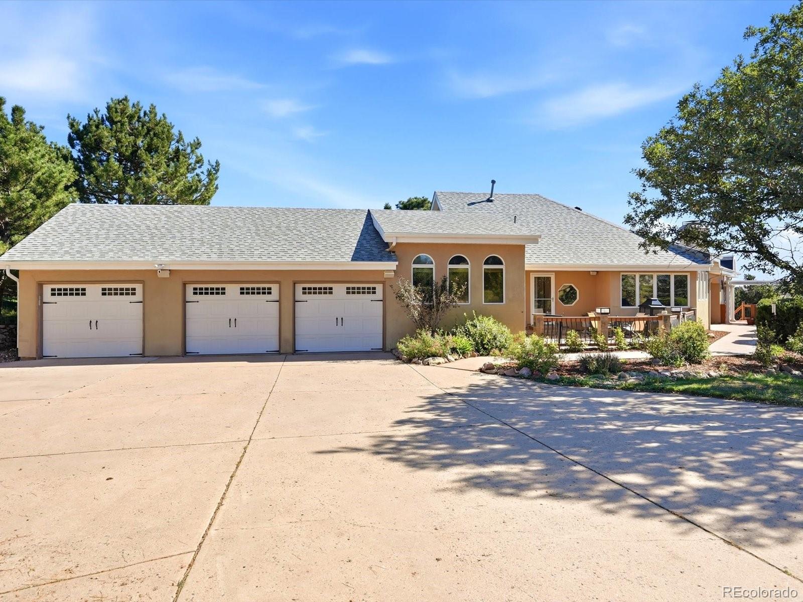 57 E Oak Hills Dr, Castle Rock, CO 80108 photo