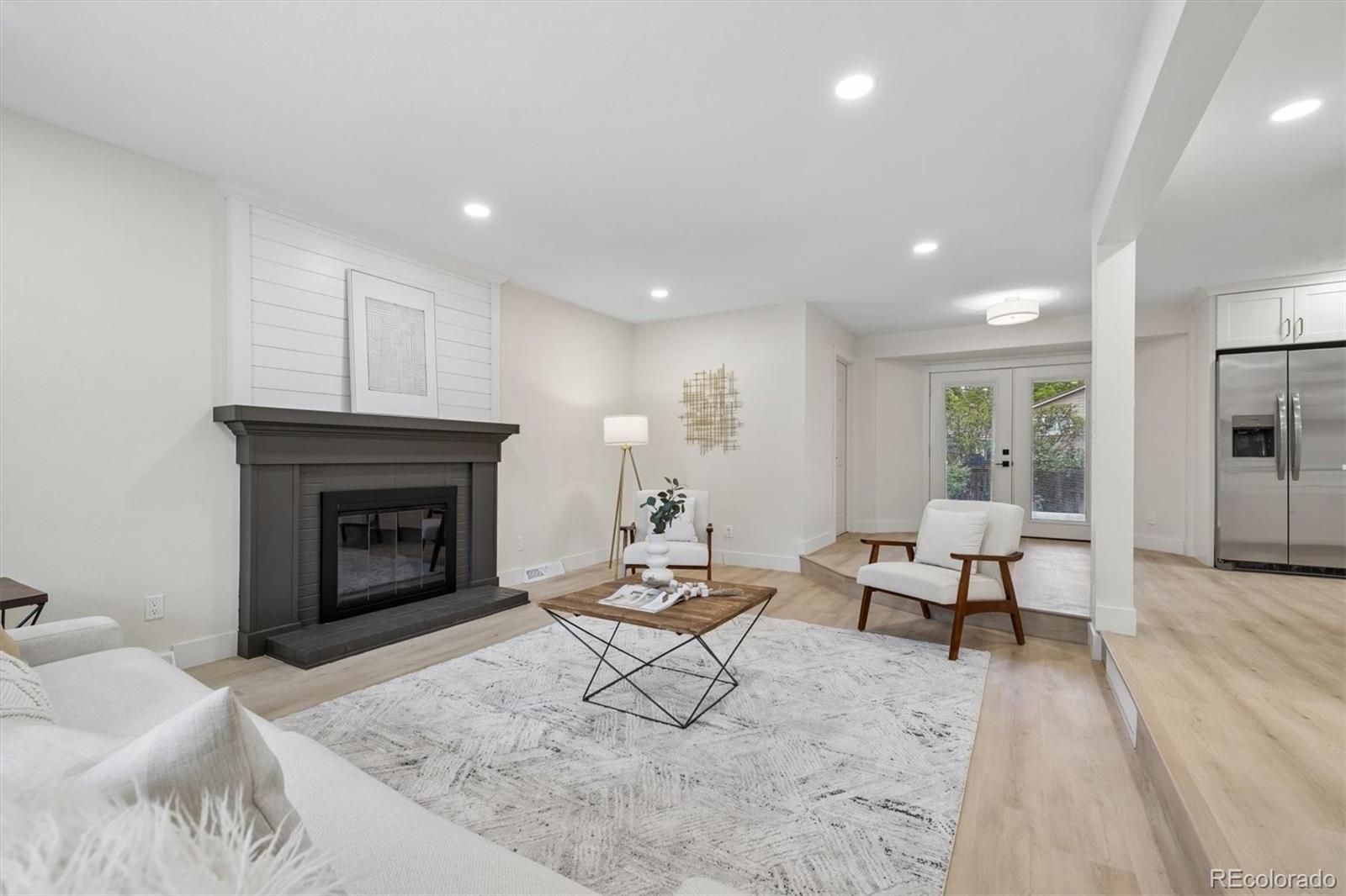 7570 S Reed Ct, Littleton, CO 80128 photo